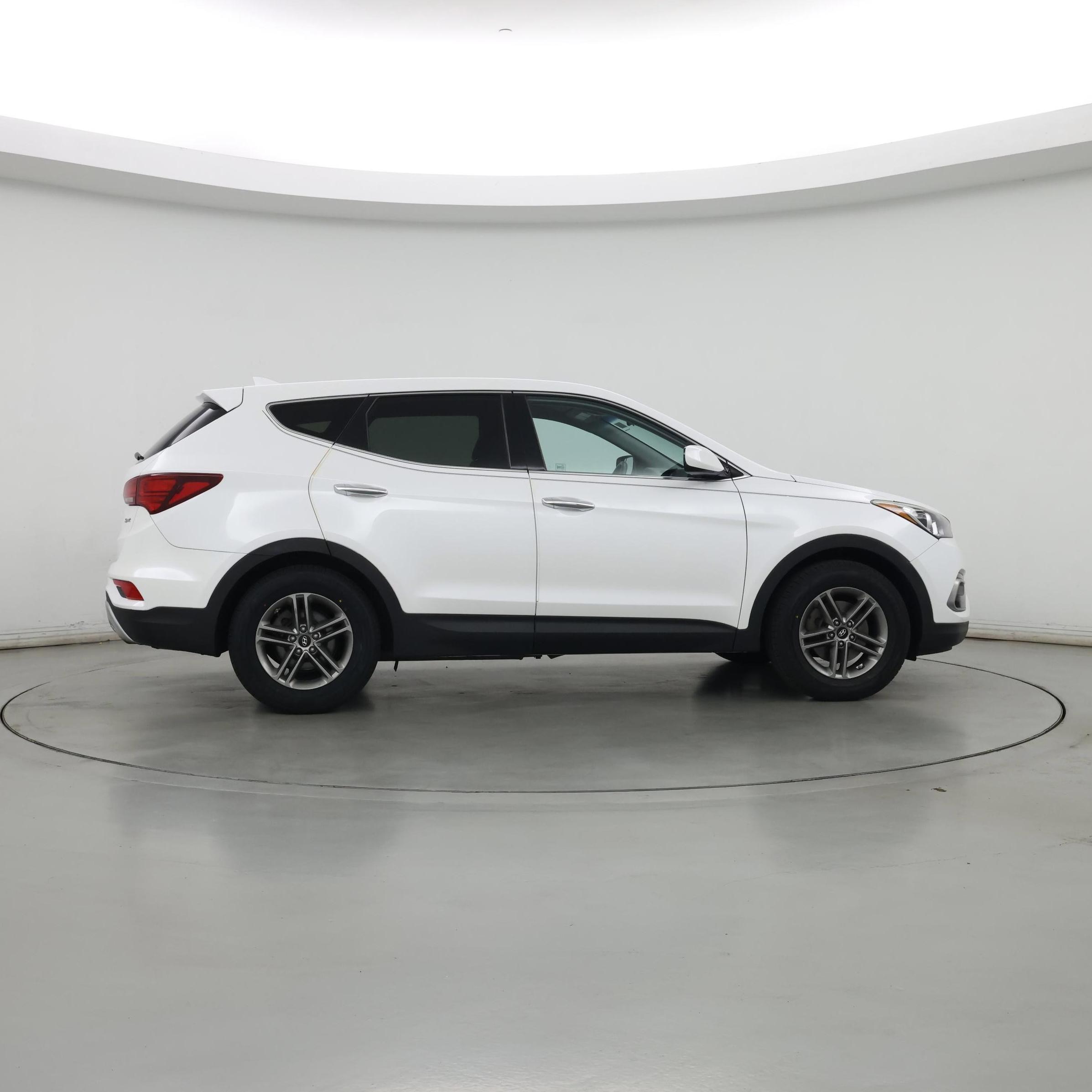 Thumbnail: 2017 Hyundai Santa Fe - 7