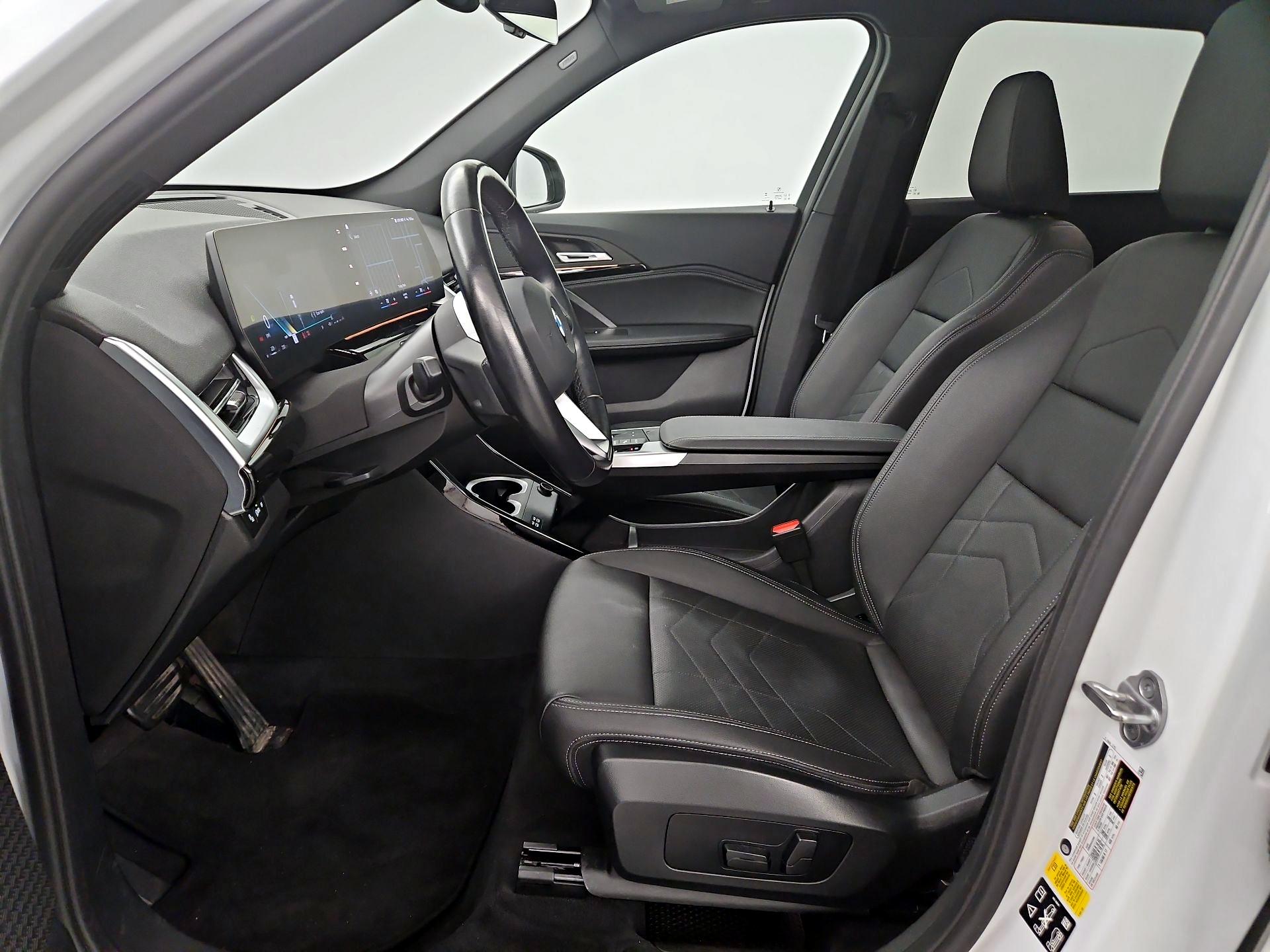 Thumbnail: 2023 BMW X1 - 11