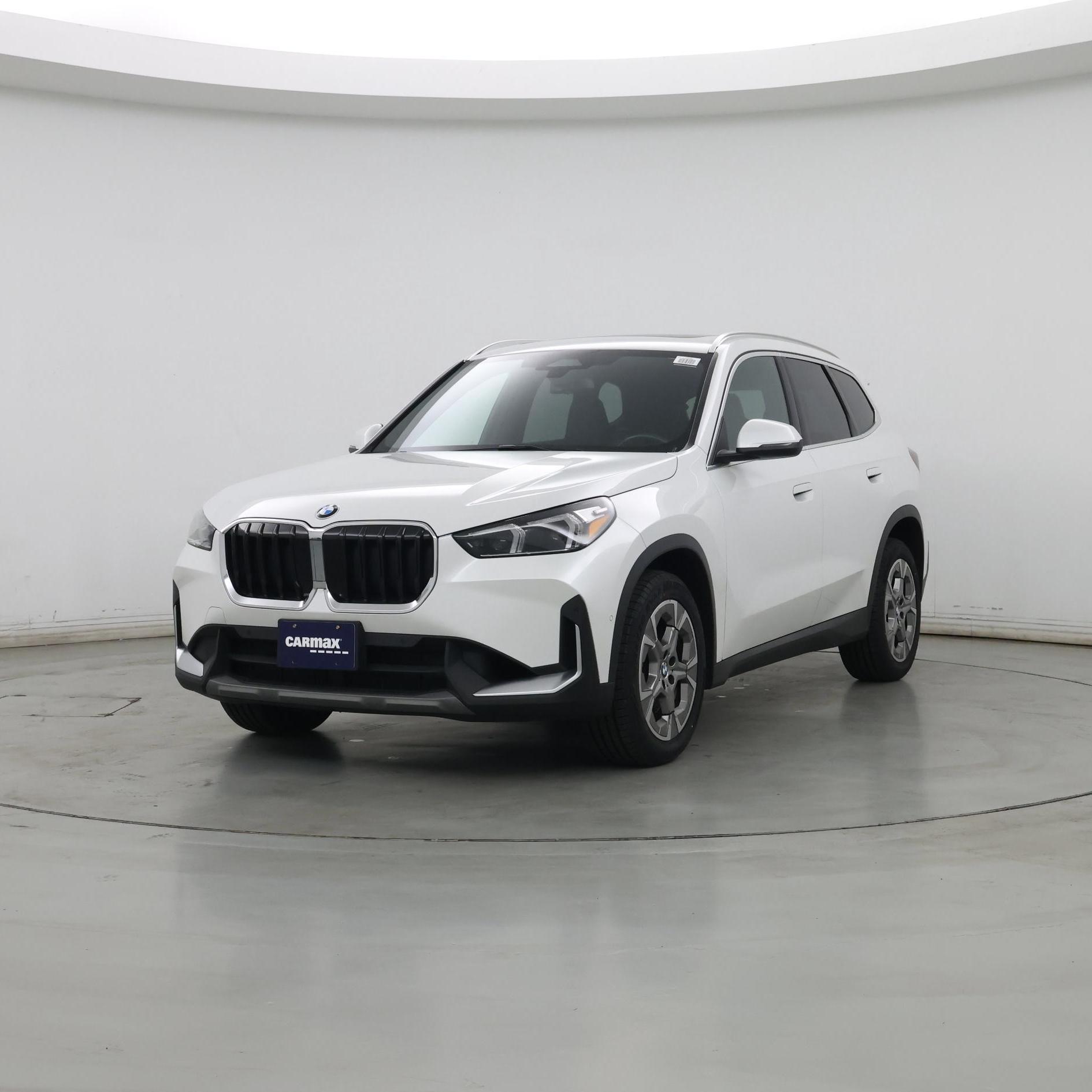 Thumbnail: 2023 BMW X1 - 4