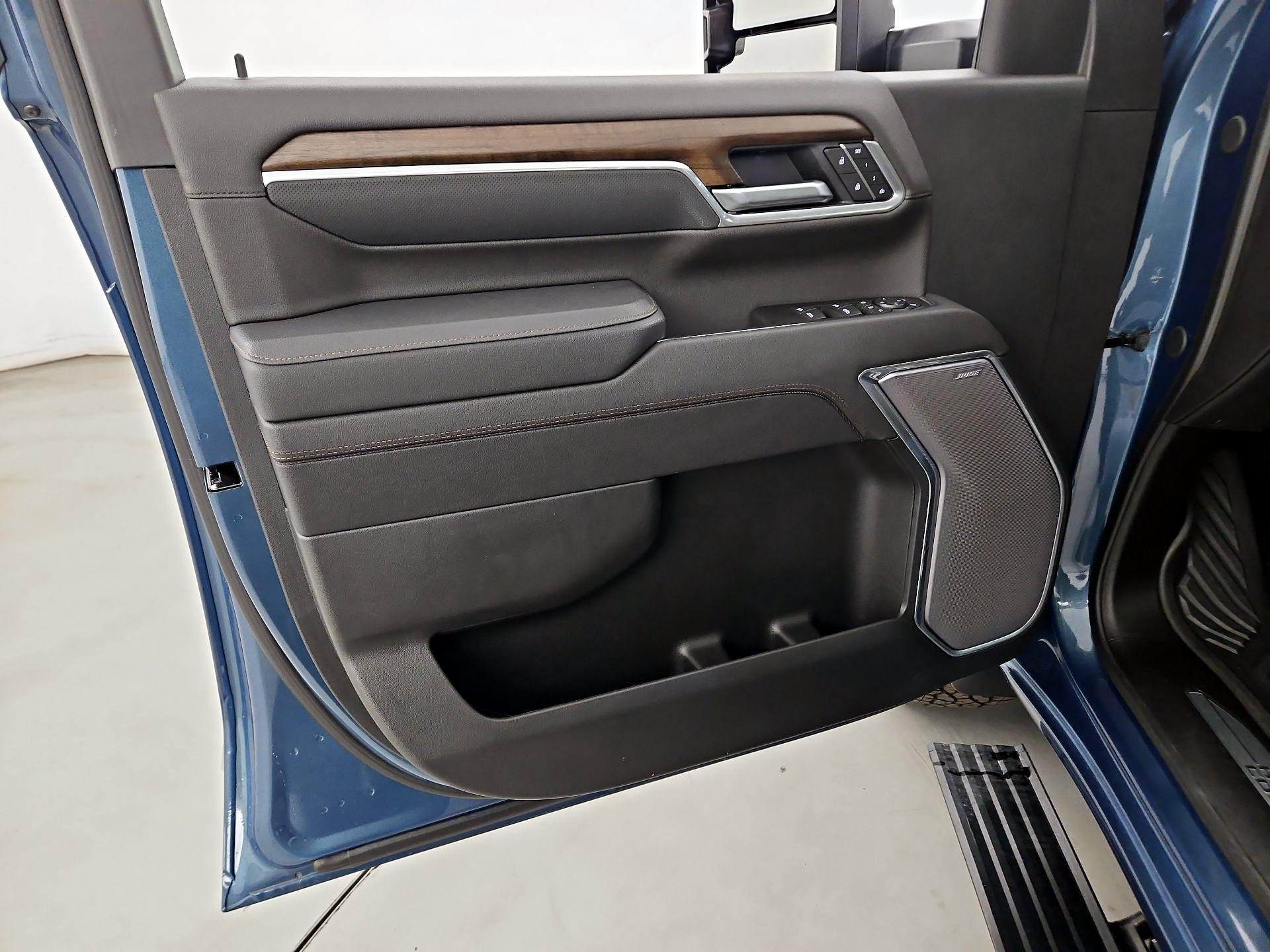 Thumbnail: 2025 Chevrolet Silverado 2500 - 12