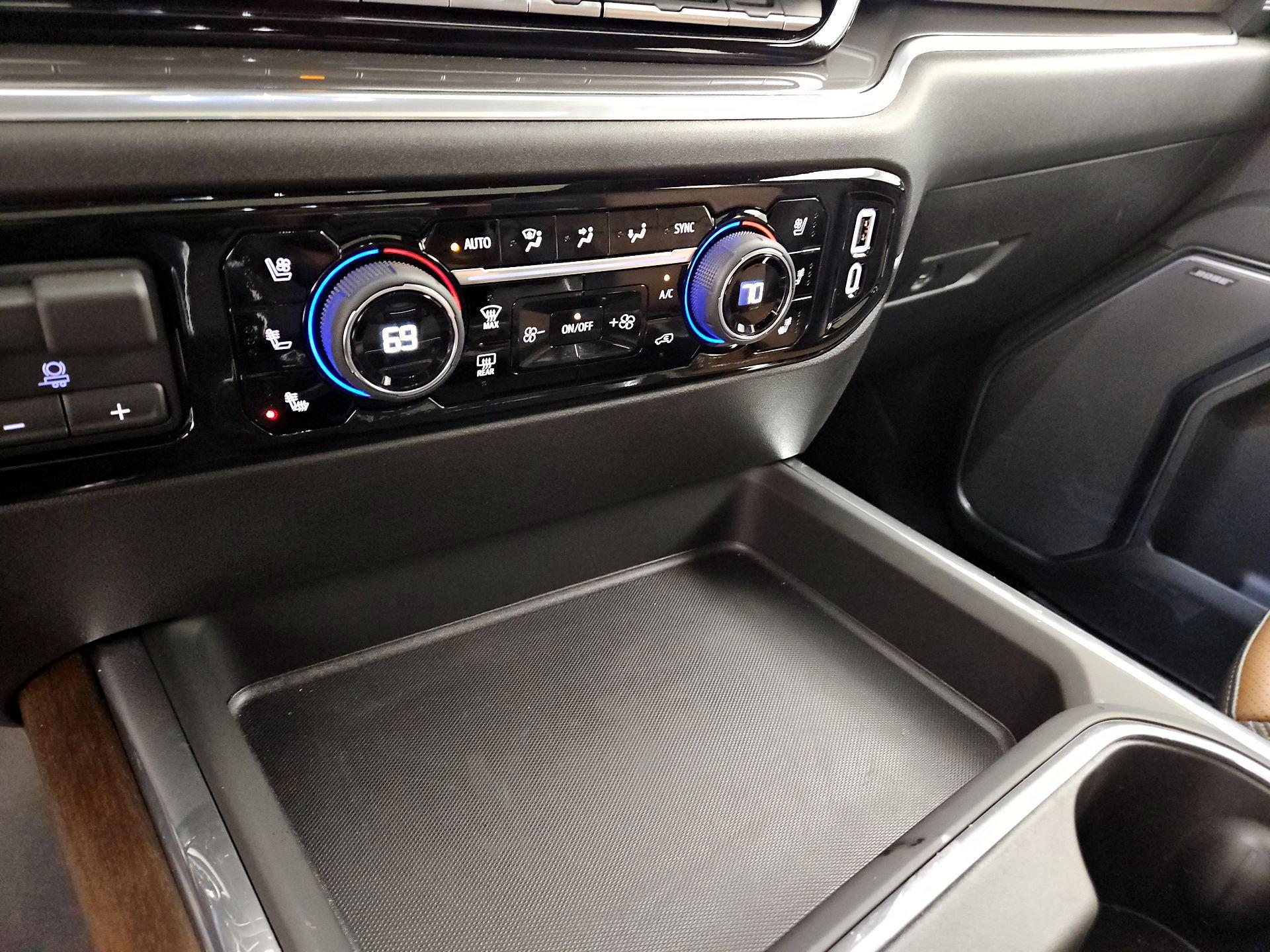 Thumbnail: 2025 Chevrolet Silverado 2500 - 17