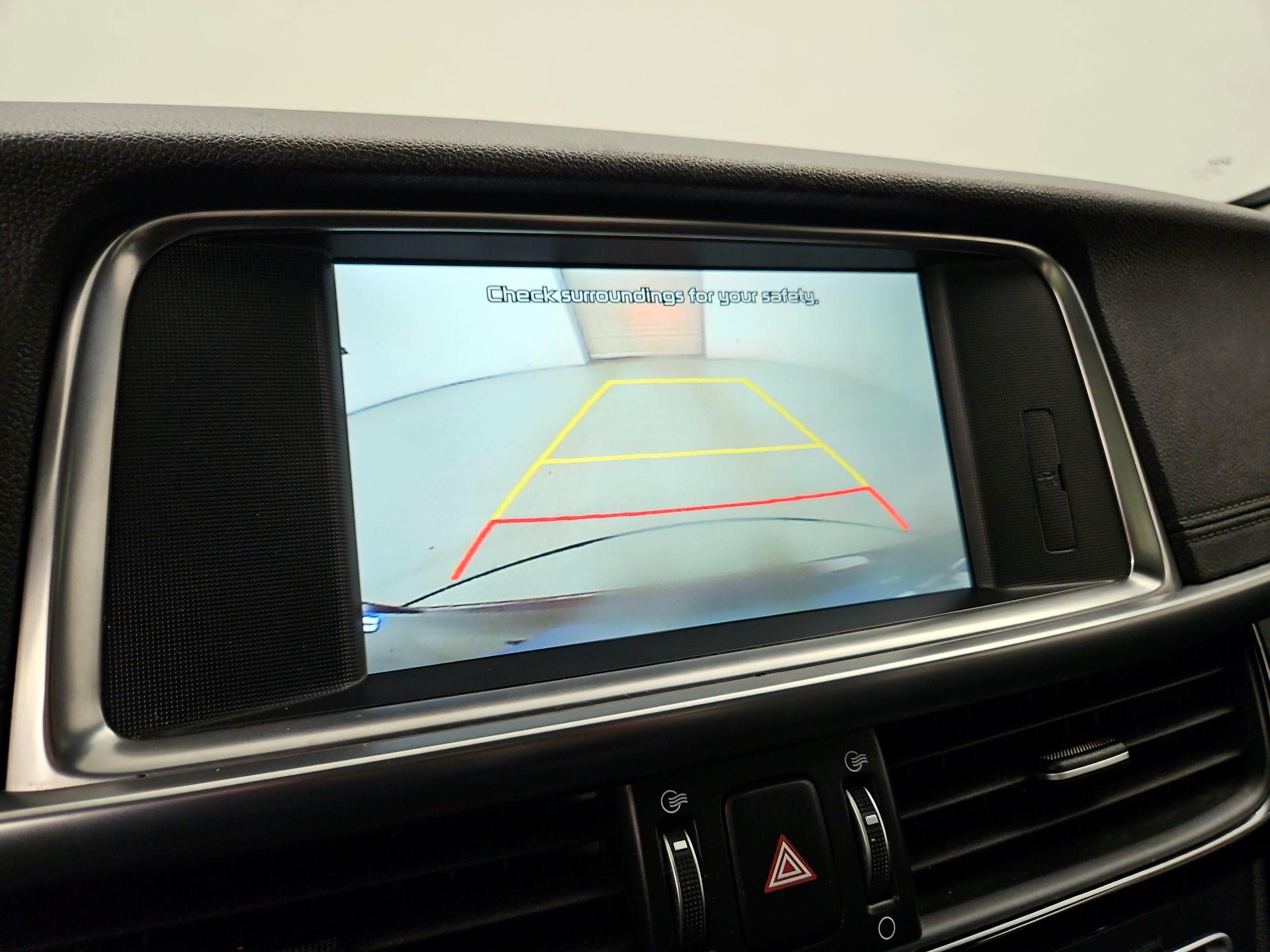 Thumbnail: 2016 Kia Optima - 15