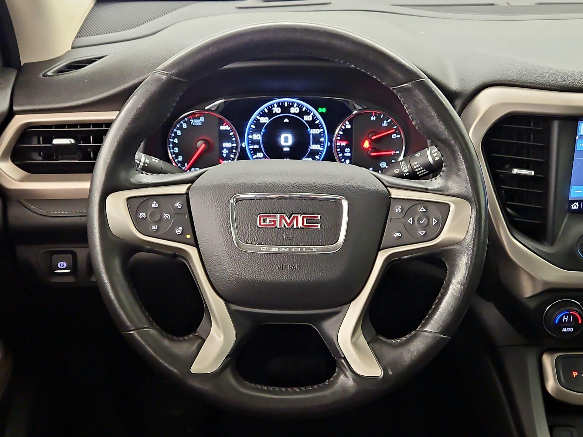 Thumbnail: 2020 GMC Acadia - 10