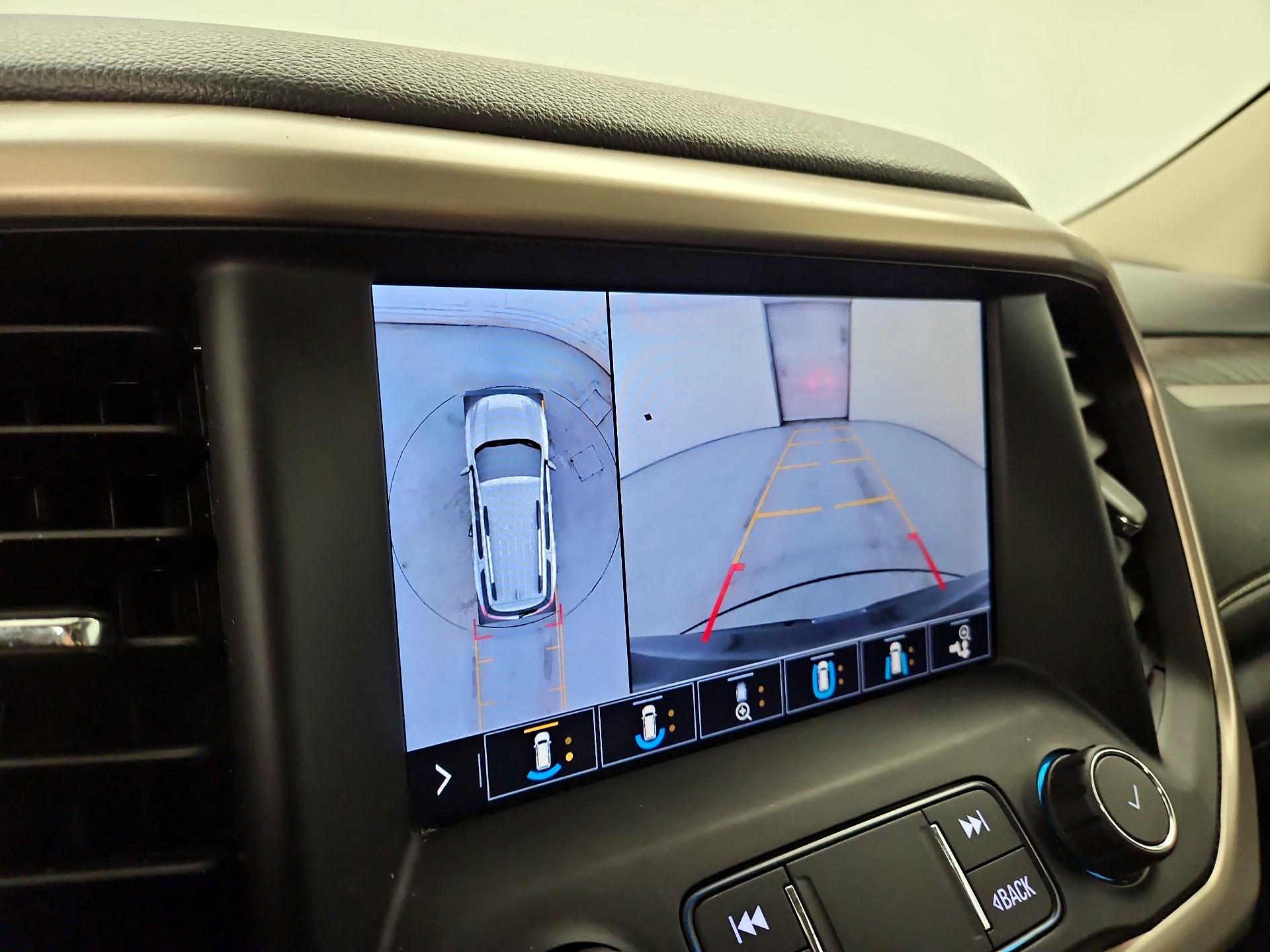 Thumbnail: 2020 GMC Acadia - 15