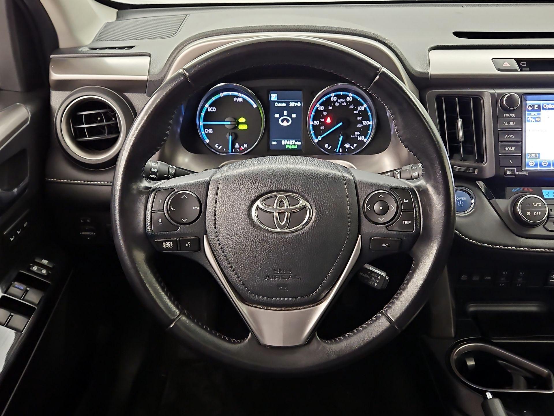 Thumbnail: 2017 Toyota RAV4 - 10