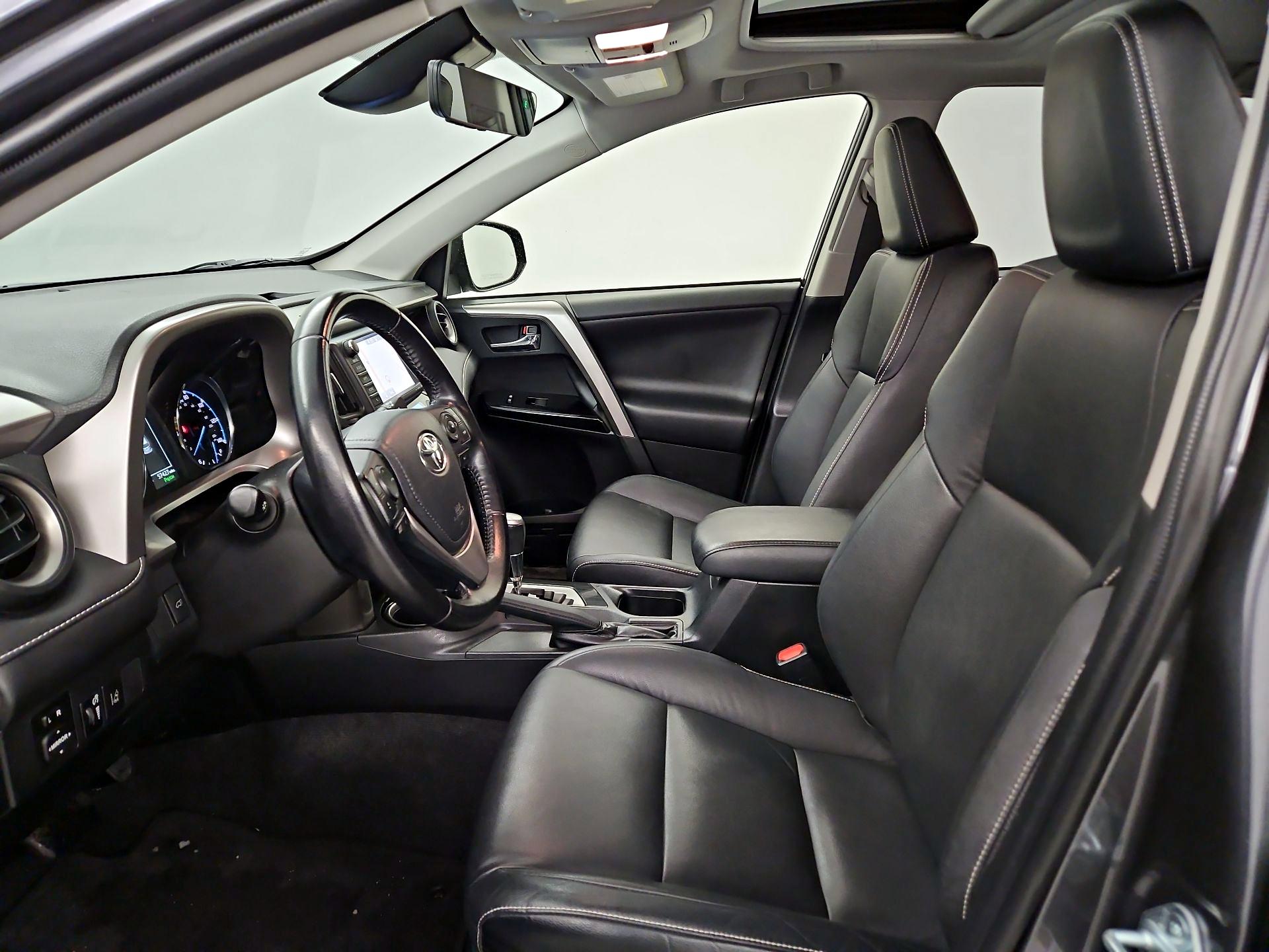 Thumbnail: 2017 Toyota RAV4 - 11