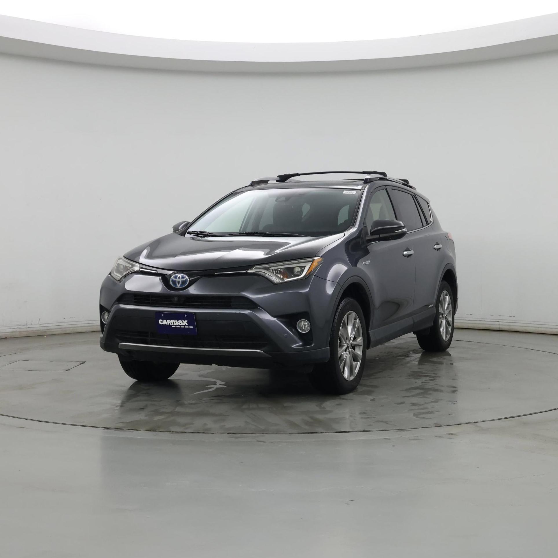 Thumbnail: 2017 Toyota RAV4 - 4