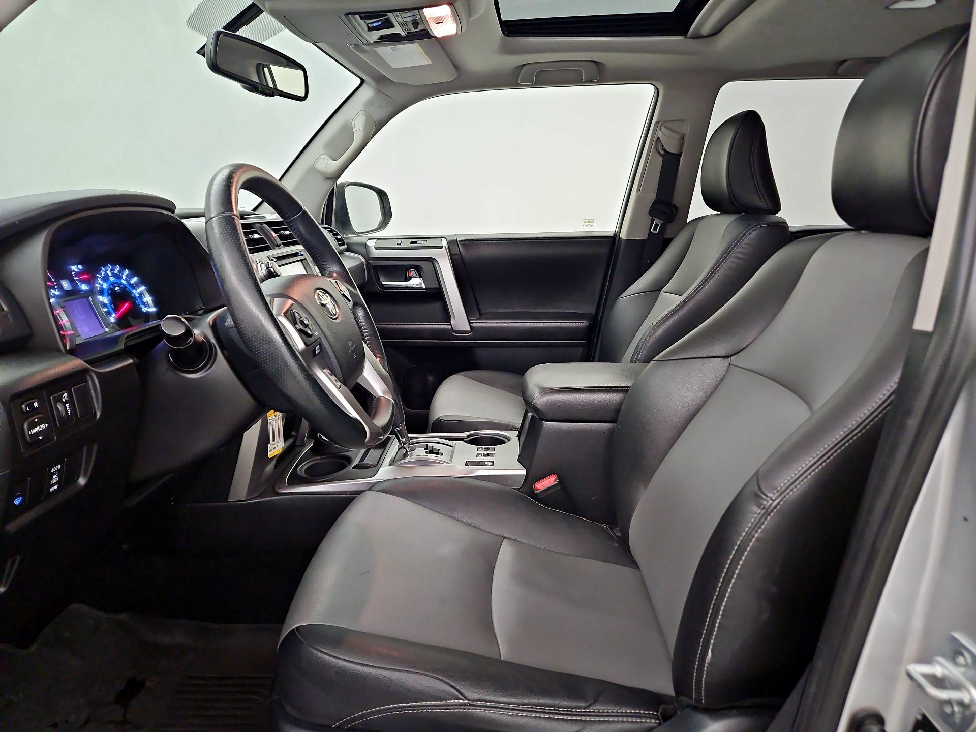 Thumbnail: 2016 Toyota 4Runner - 11