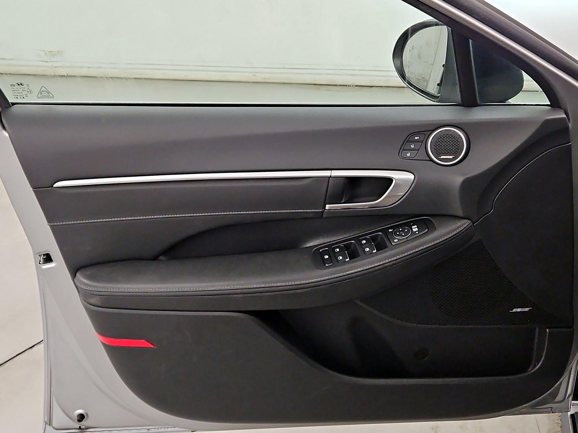 Thumbnail: 2020 Hyundai Sonata - 12