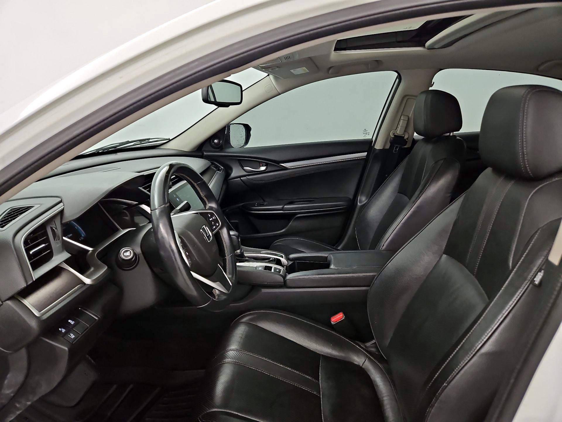 Thumbnail: 2016 Honda Civic - 11