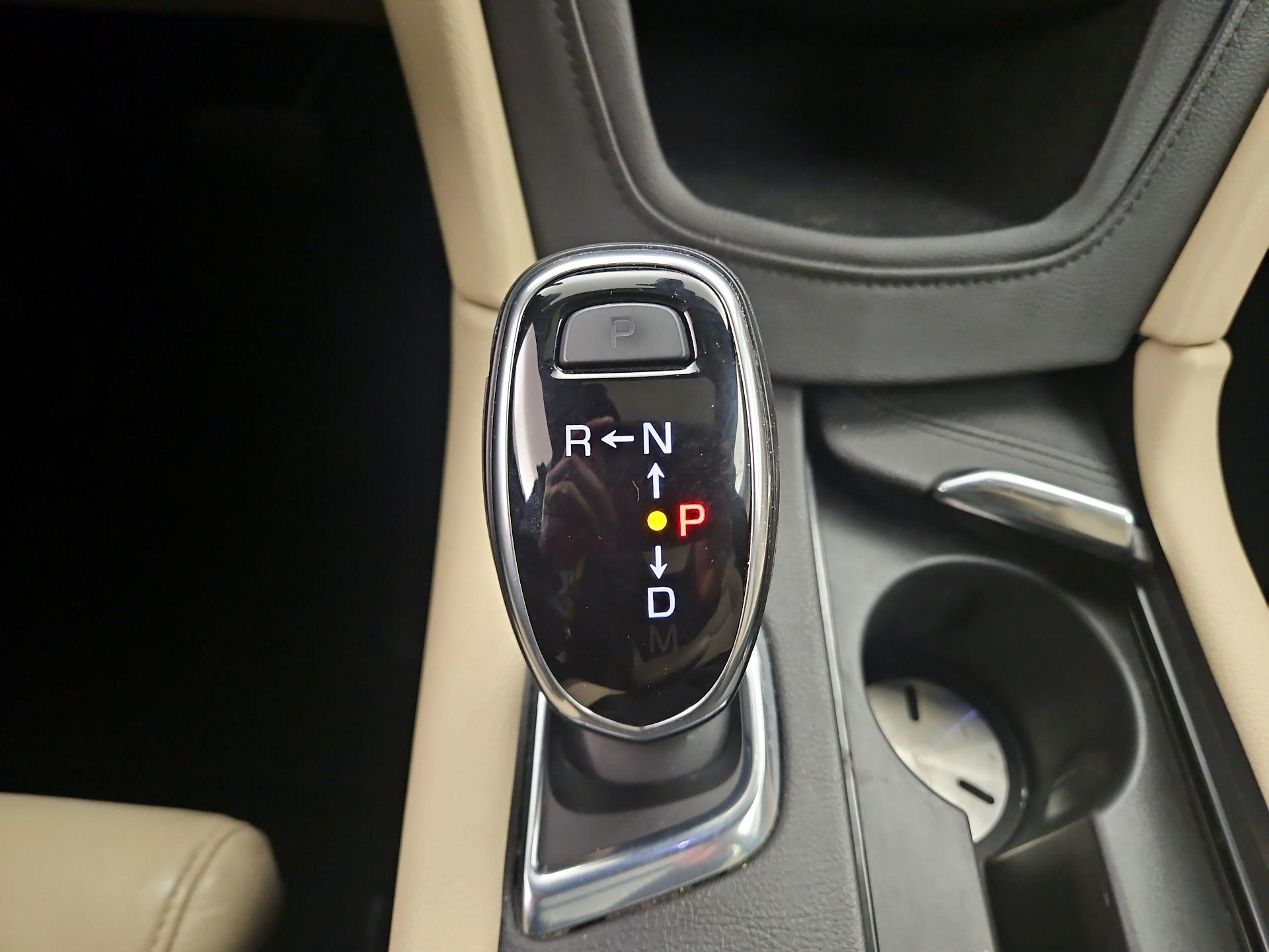 Thumbnail: 2017 Cadillac XT5 - 18