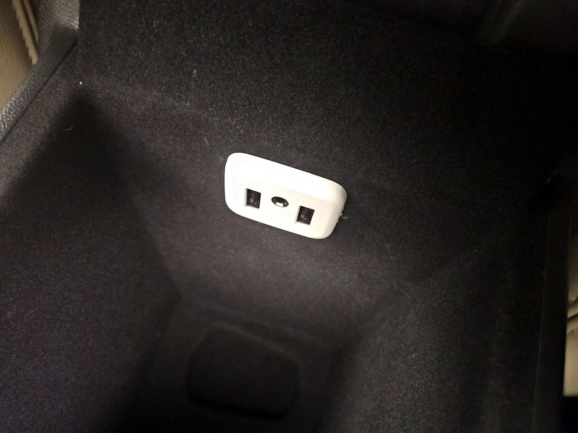 Thumbnail: 2017 Cadillac XT5 - 19