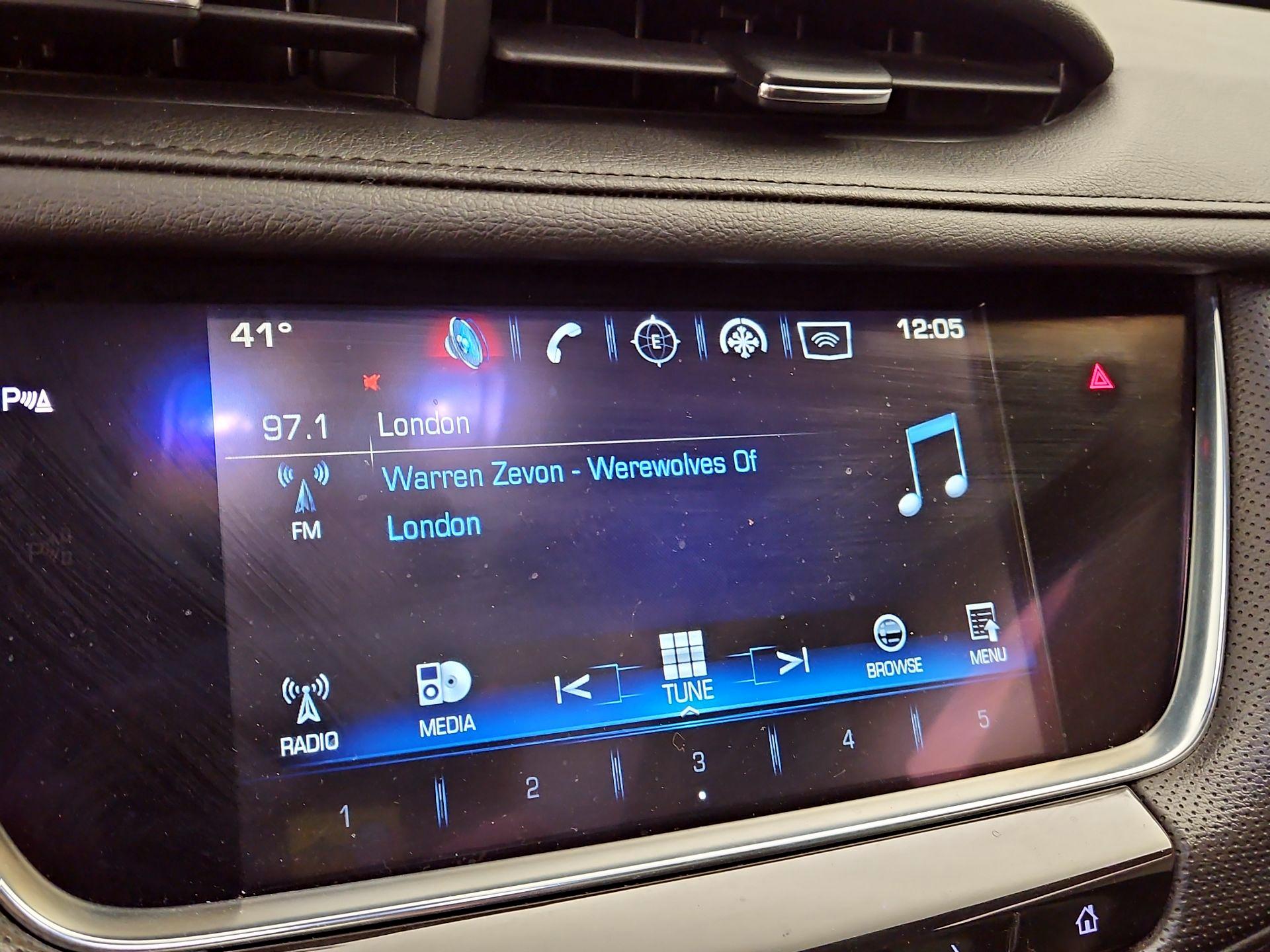 Thumbnail: 2017 Cadillac XT5 - 16