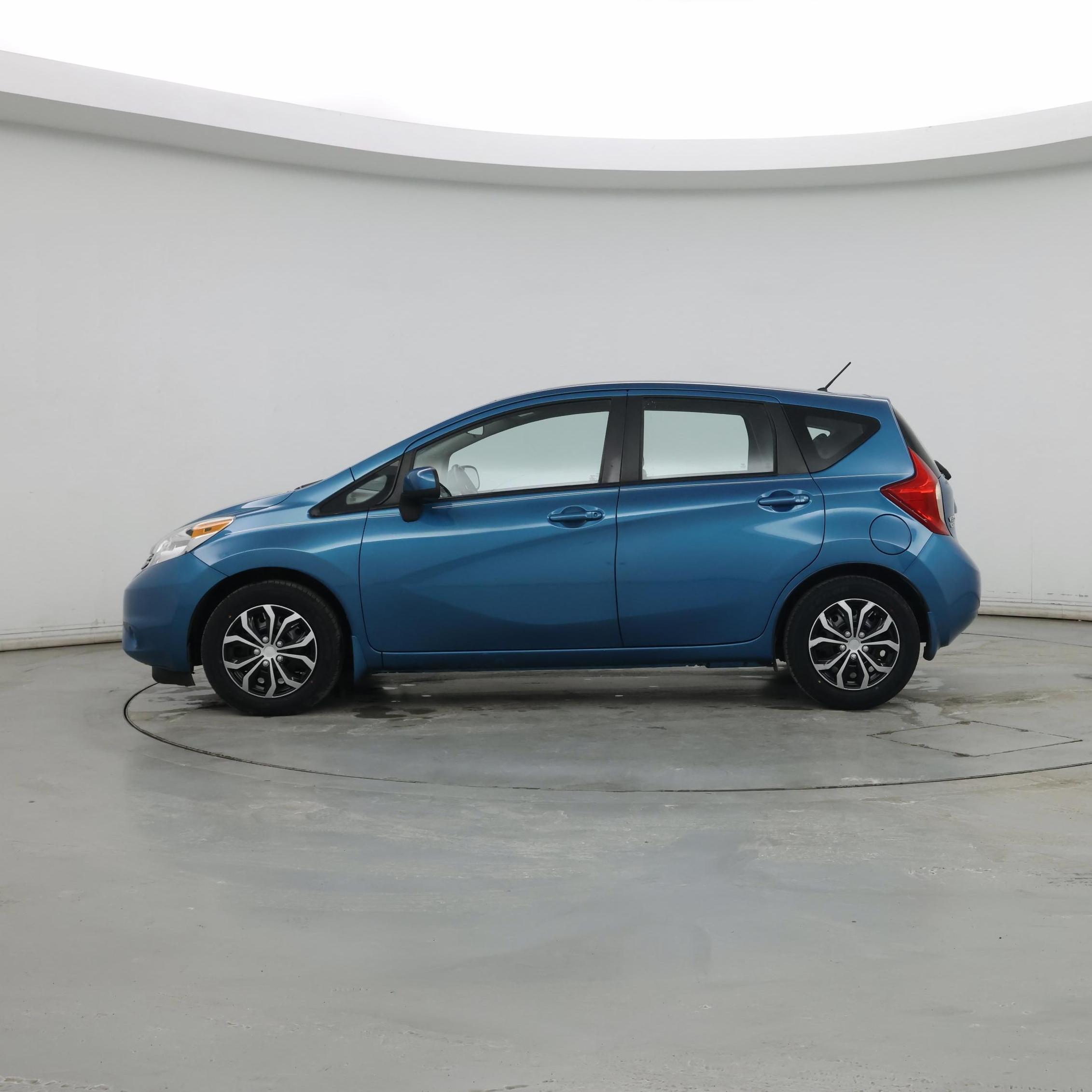 Thumbnail: 2014 Nissan Versa Note - 3