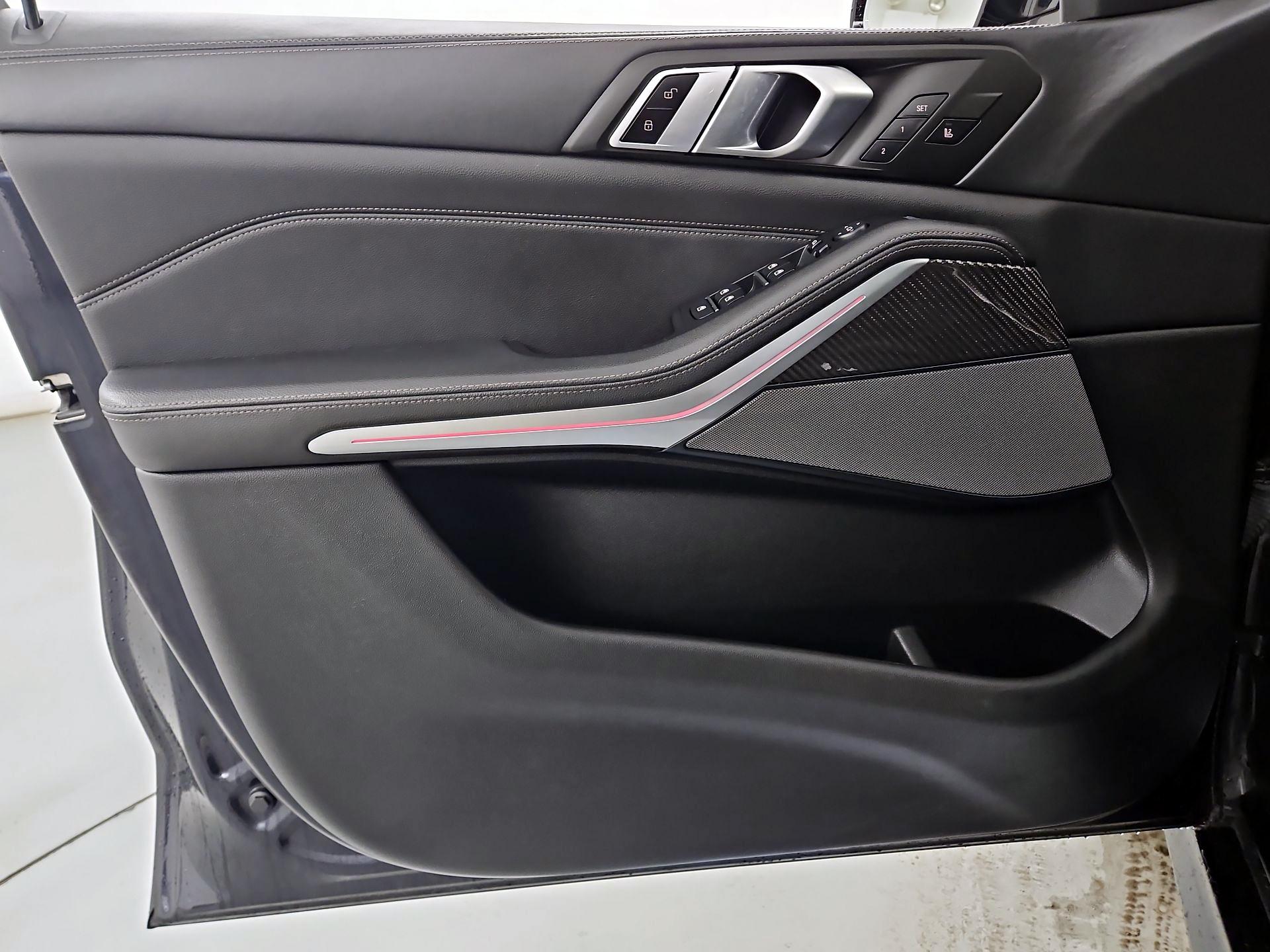 Thumbnail: 2021 BMW X5 - 12