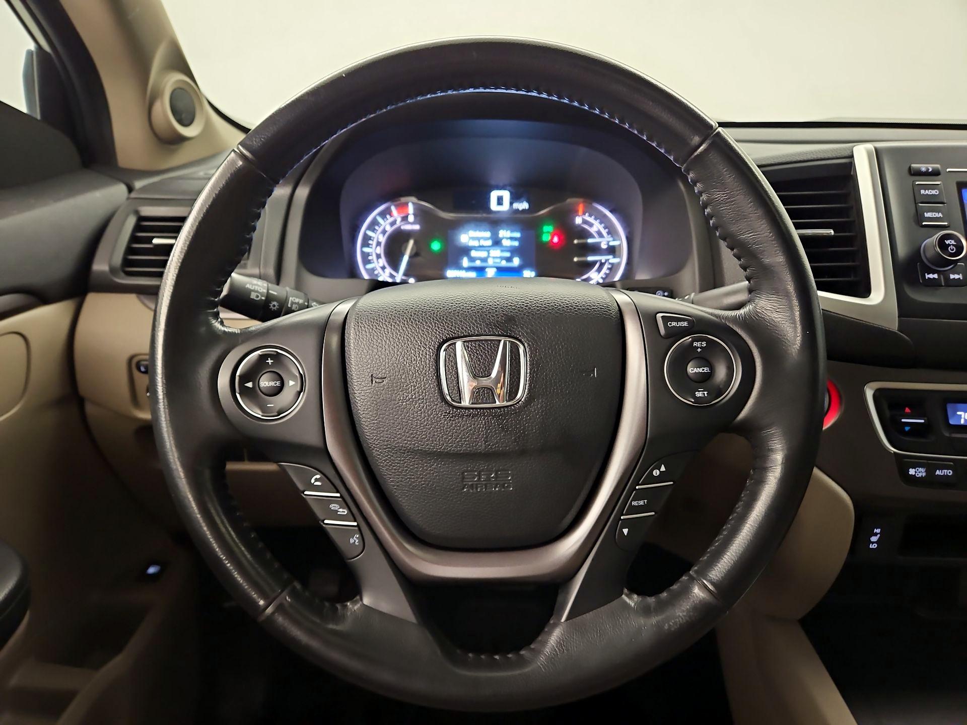 Thumbnail: 2019 Honda Ridgeline - 10