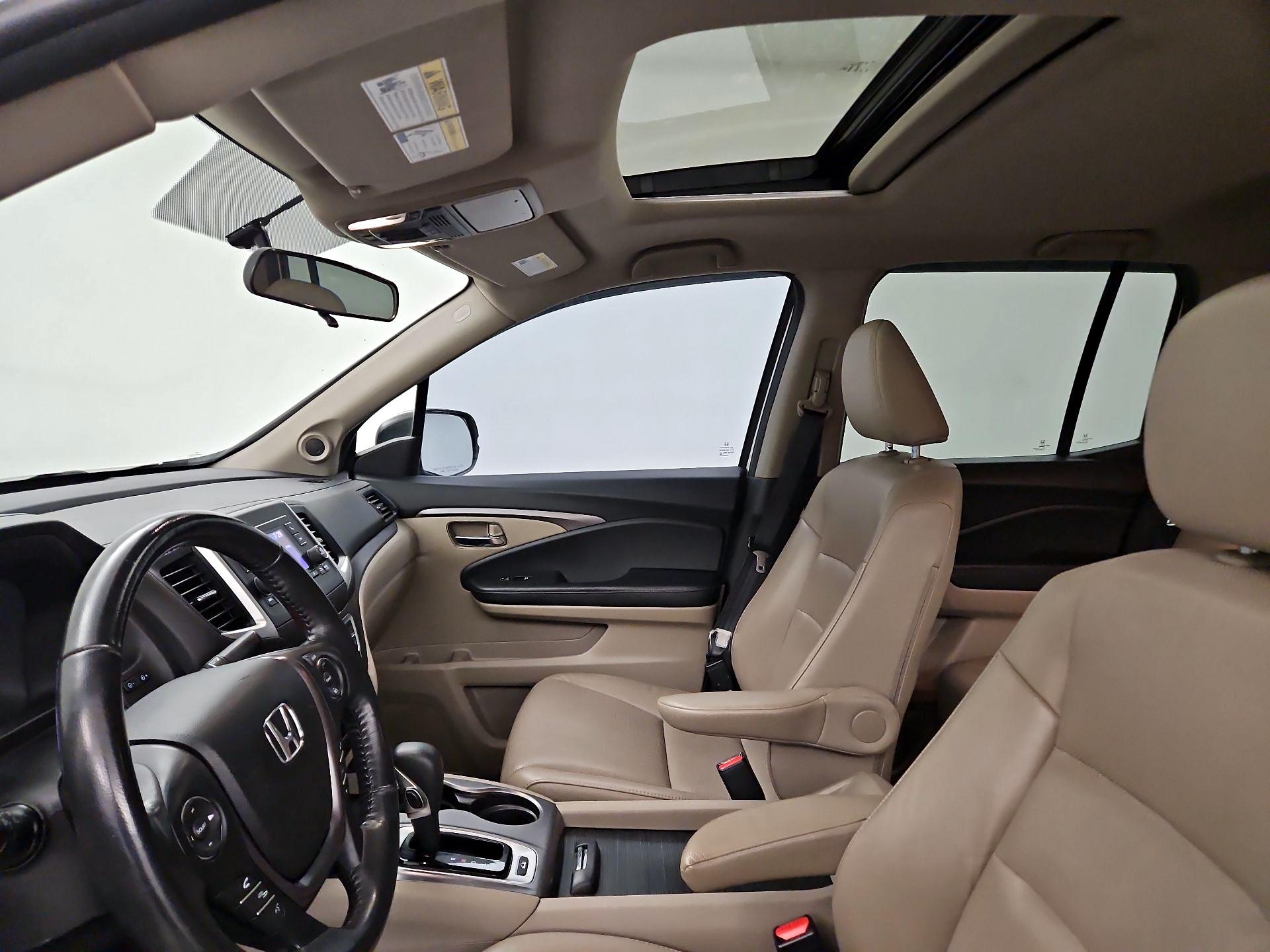 Thumbnail: 2019 Honda Ridgeline - 19