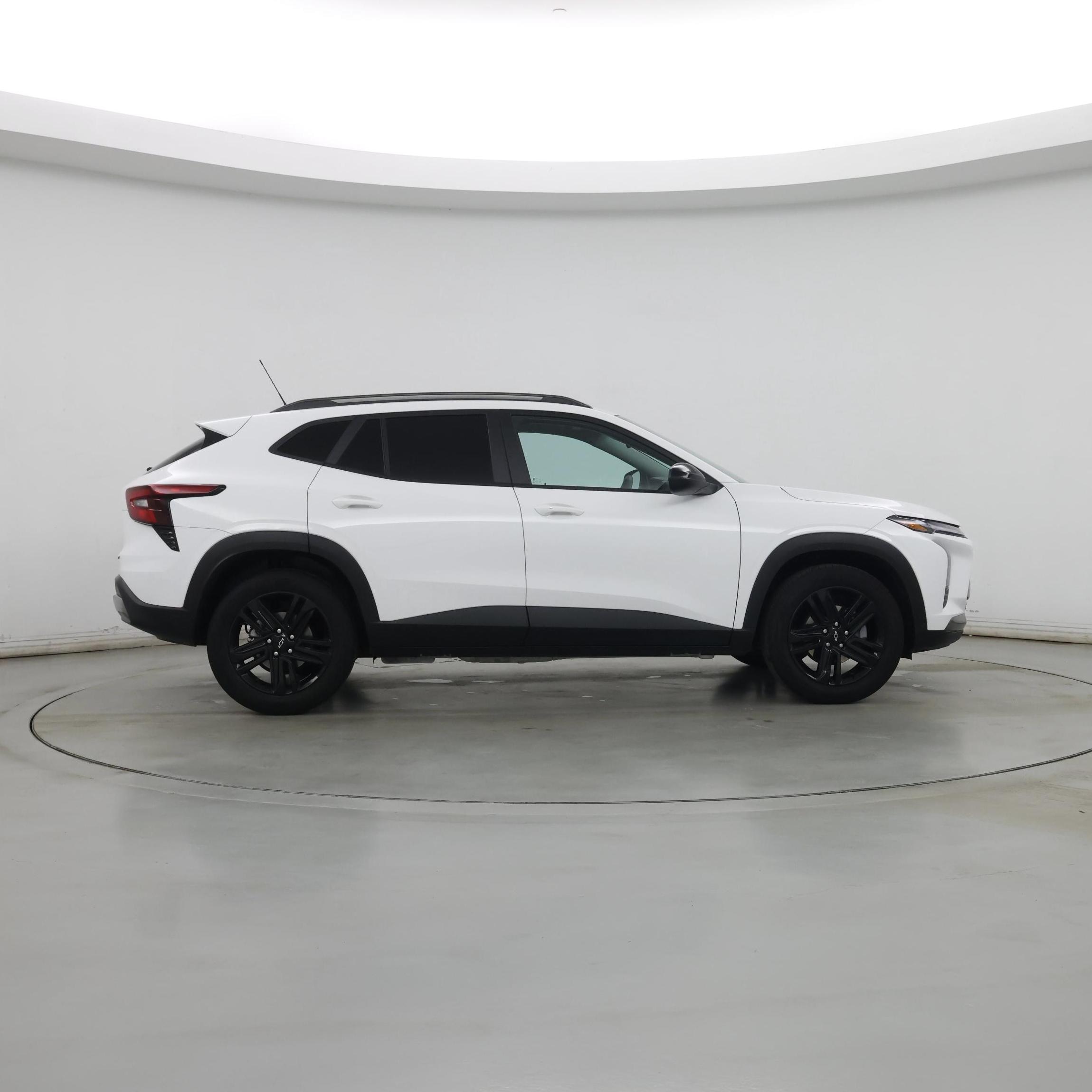 Thumbnail: 2024 Chevrolet Trax - 7