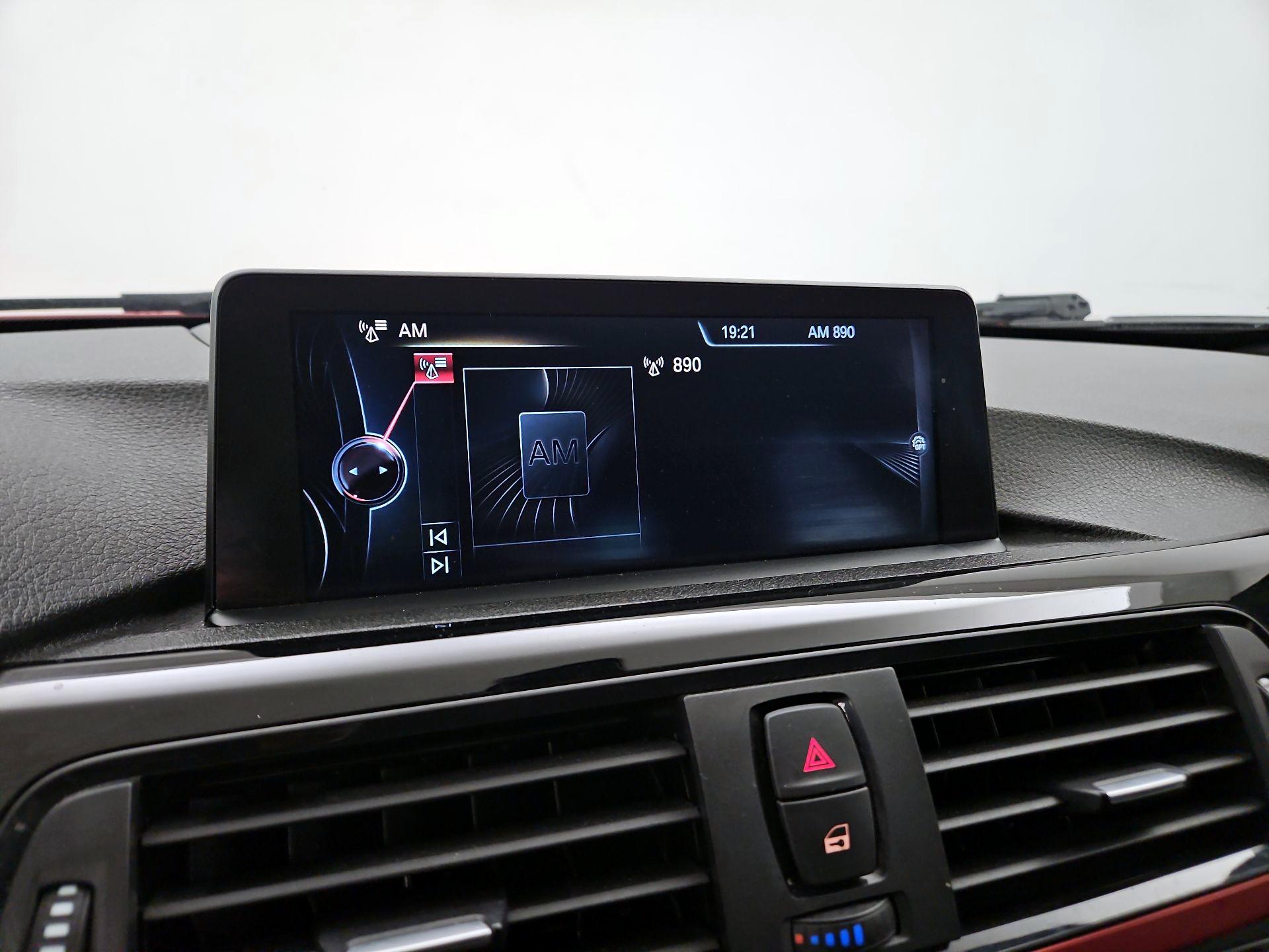 Thumbnail: 2015 BMW 3 Series - 16