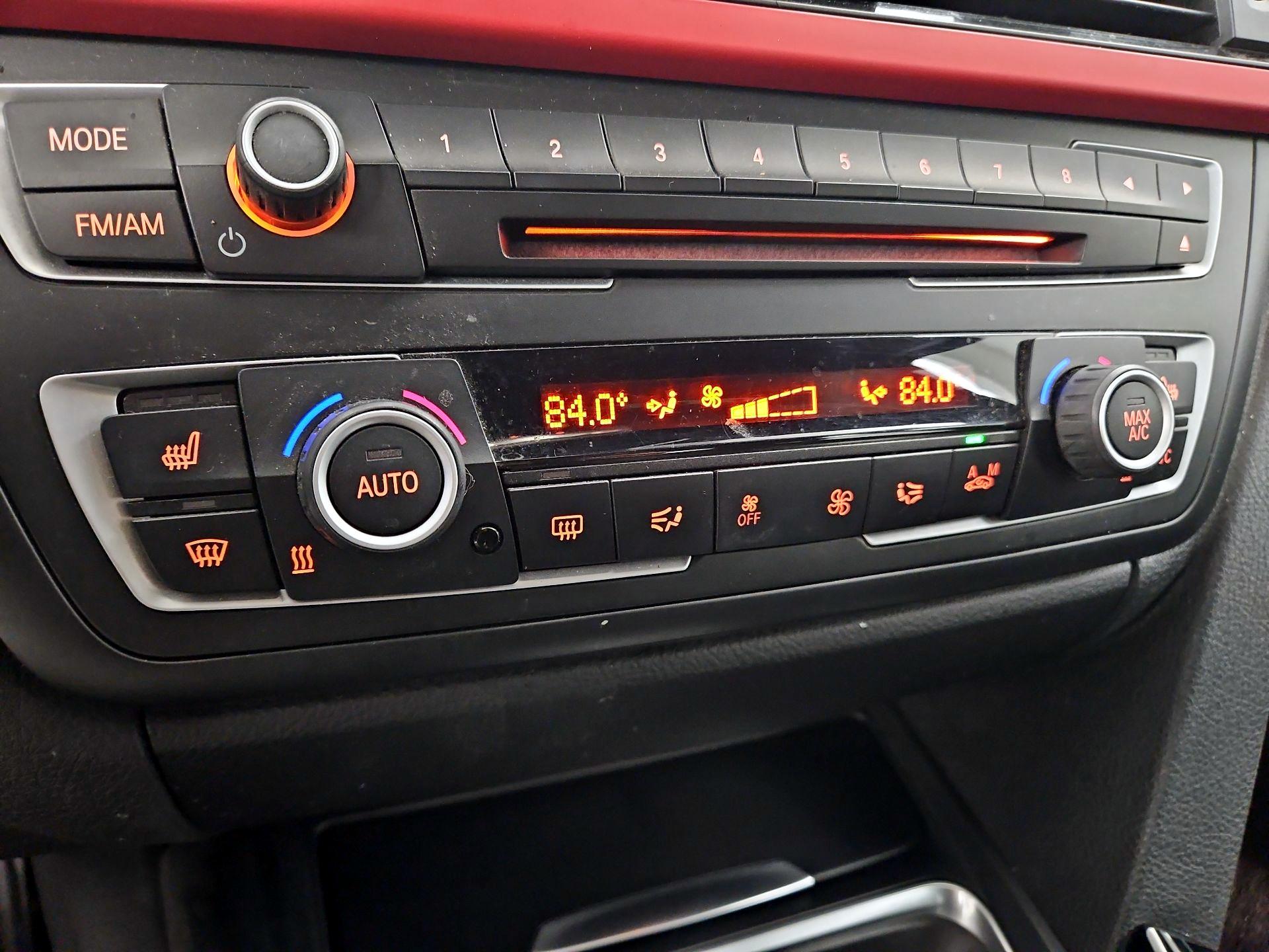 Thumbnail: 2015 BMW 3 Series - 17