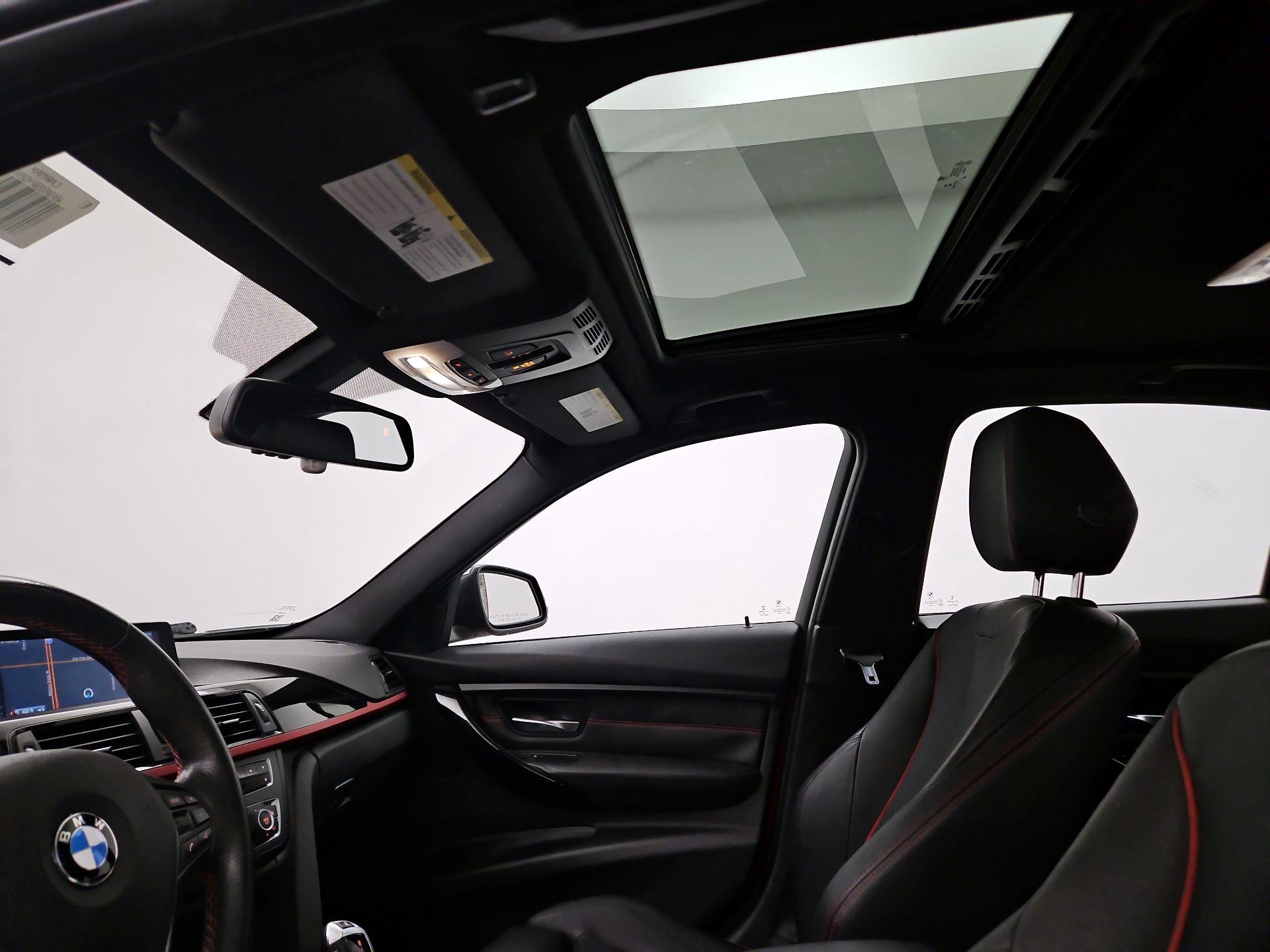 Thumbnail: 2015 BMW 3 Series - 19