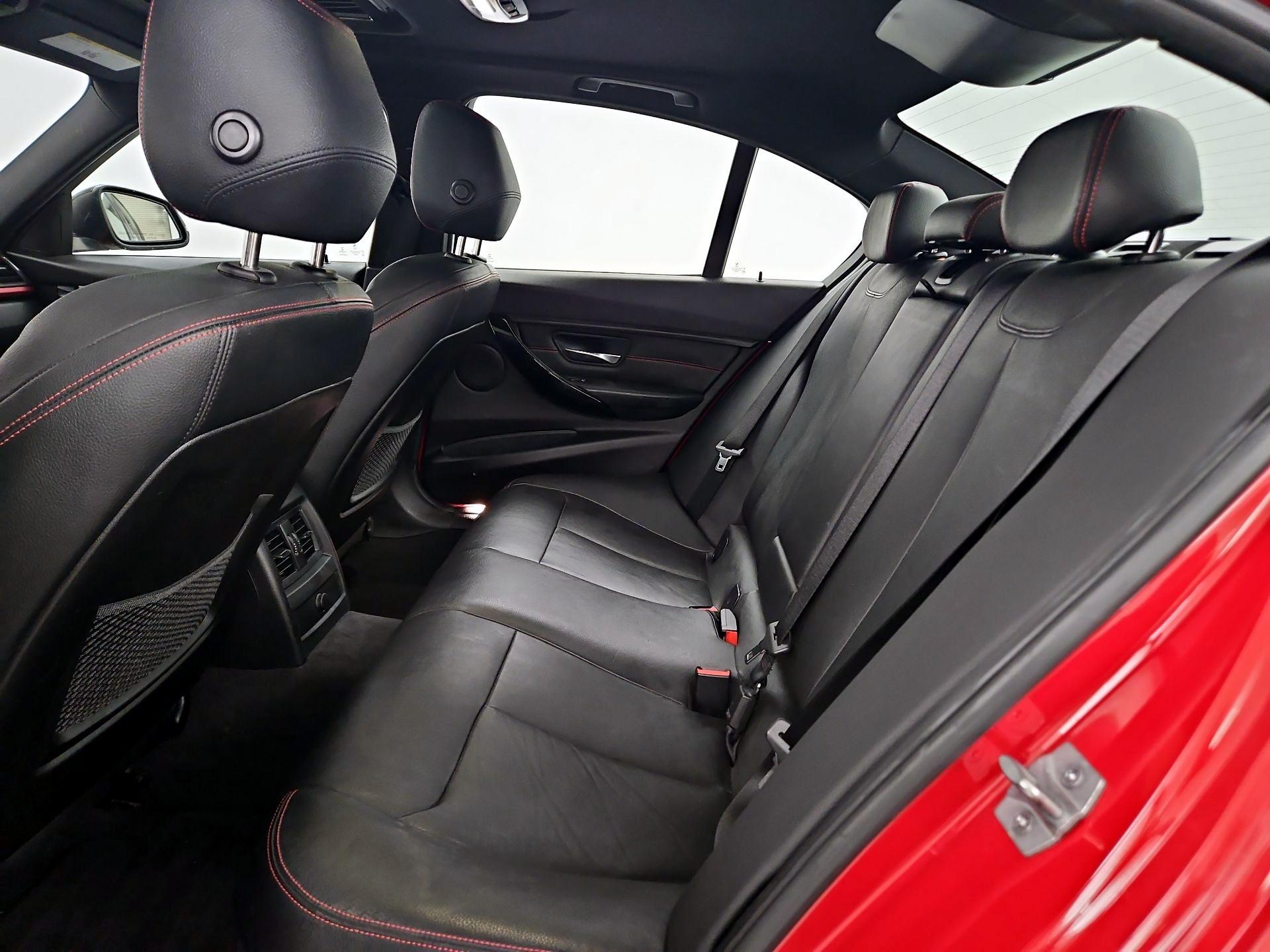 Thumbnail: 2015 BMW 3 Series - 20