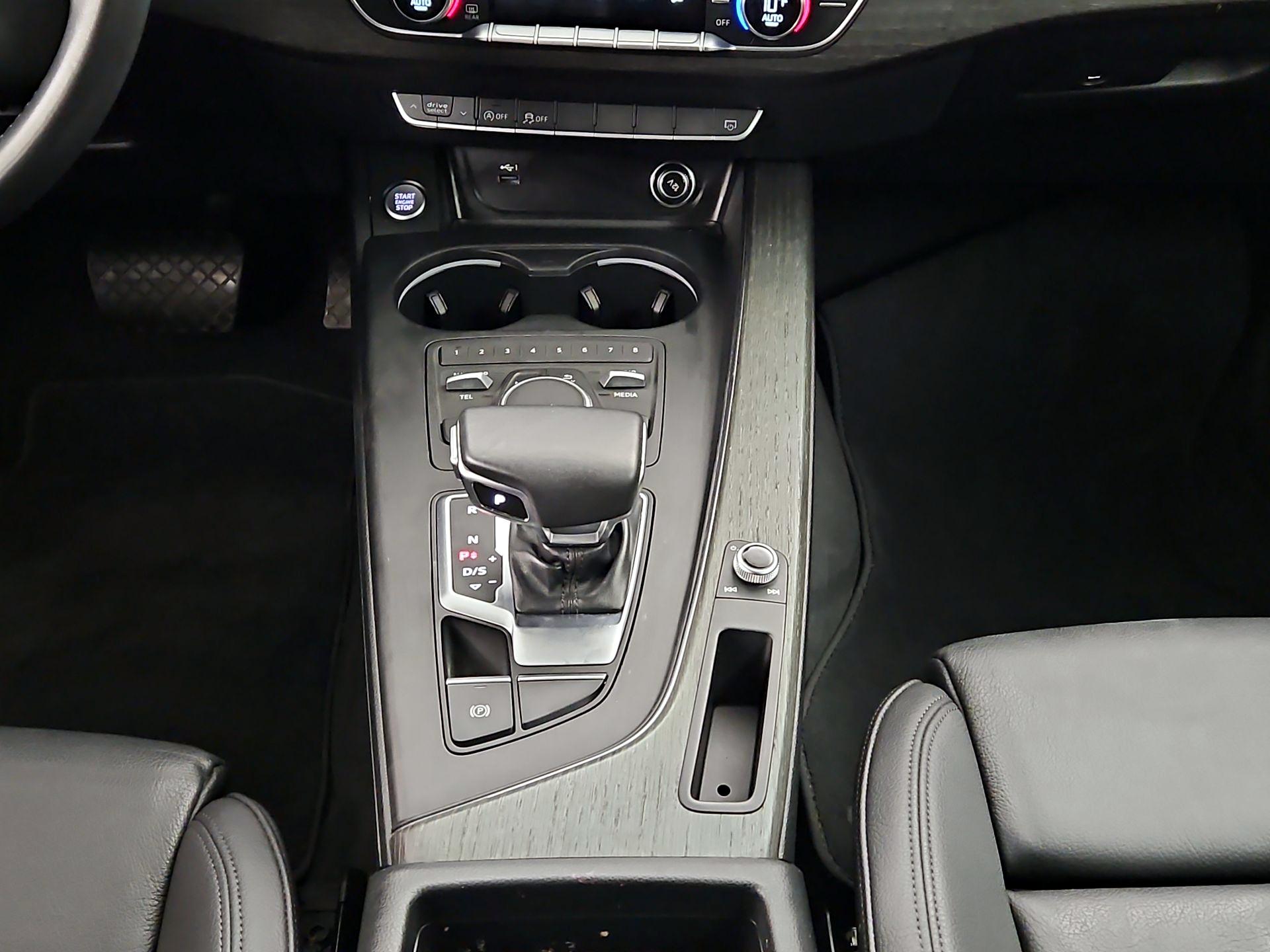 Thumbnail: 2019 Audi A4 - 17