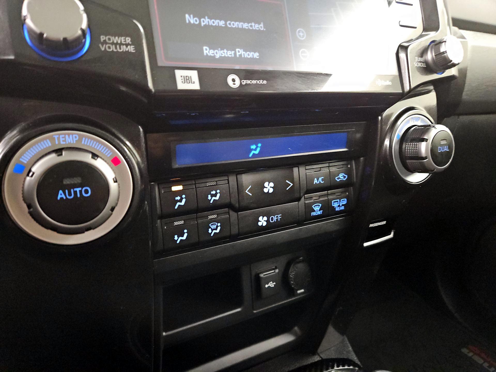 Thumbnail: 2022 Toyota 4Runner - 17