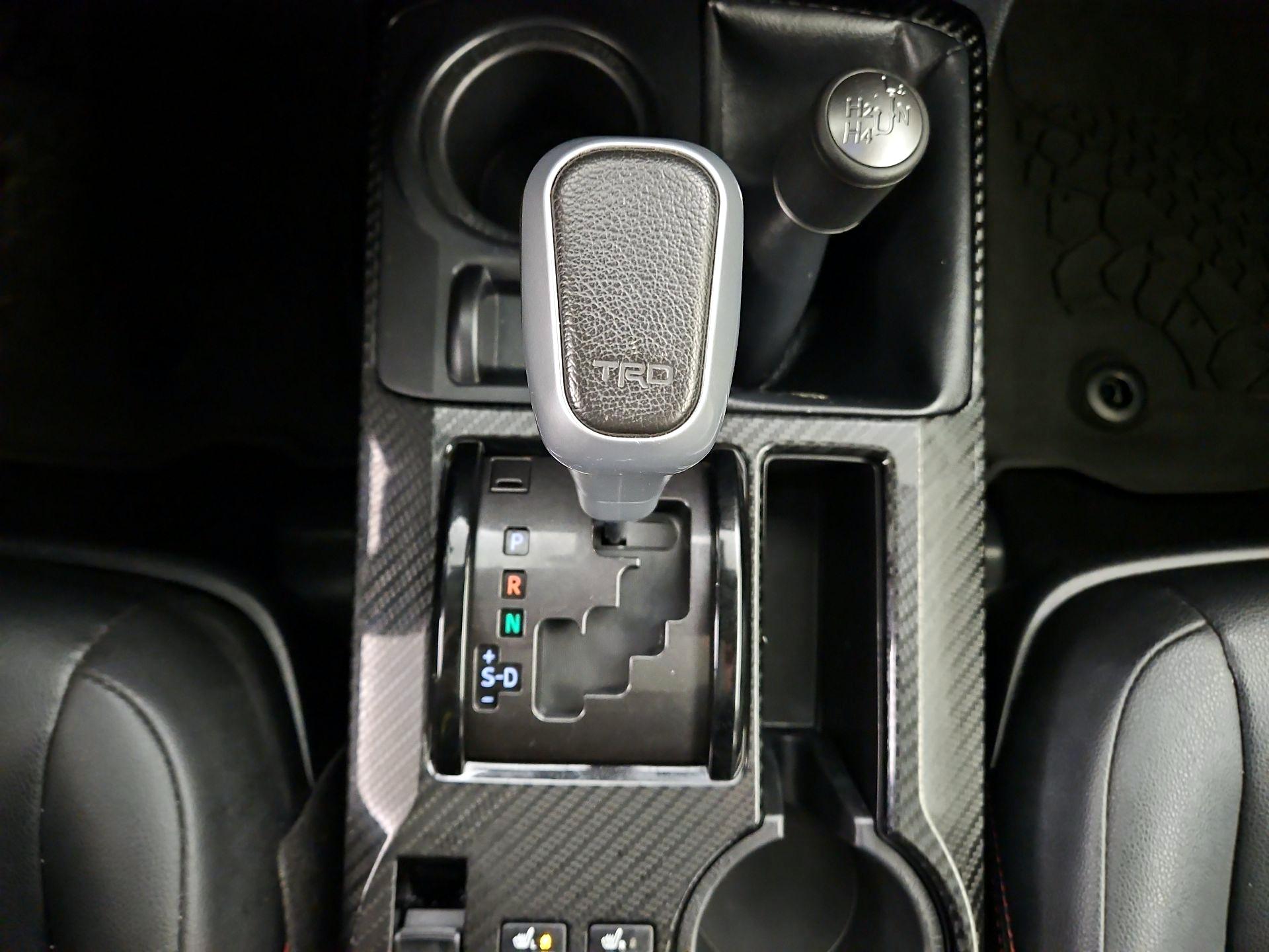 Thumbnail: 2022 Toyota 4Runner - 18