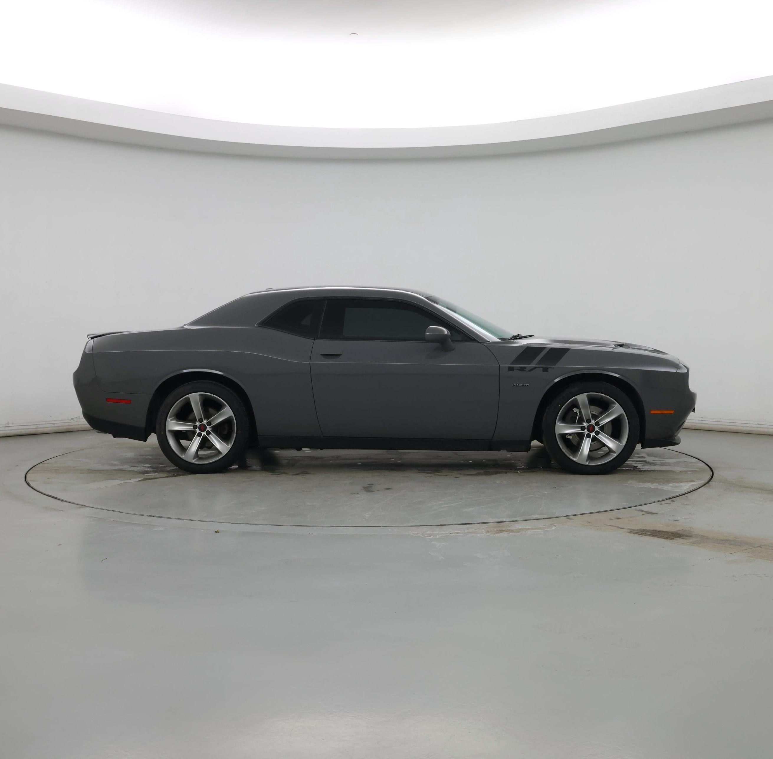 Thumbnail: 2017 Dodge Challenger - 7