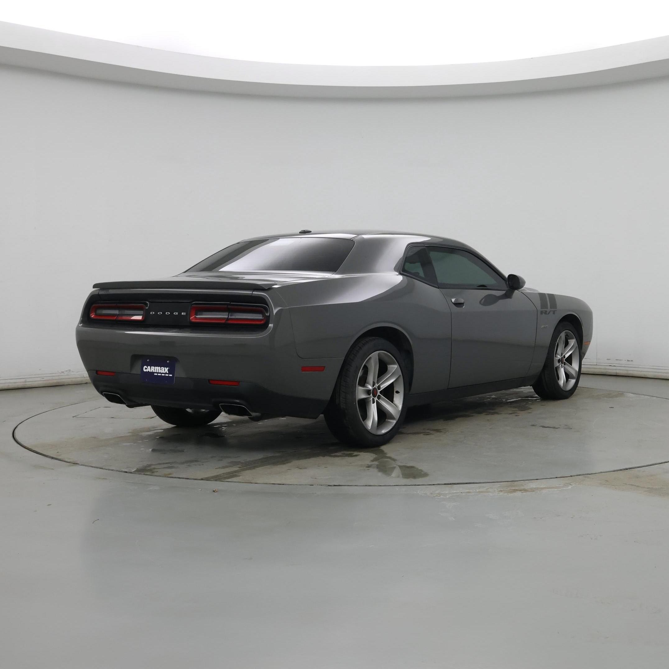 Thumbnail: 2017 Dodge Challenger - 8