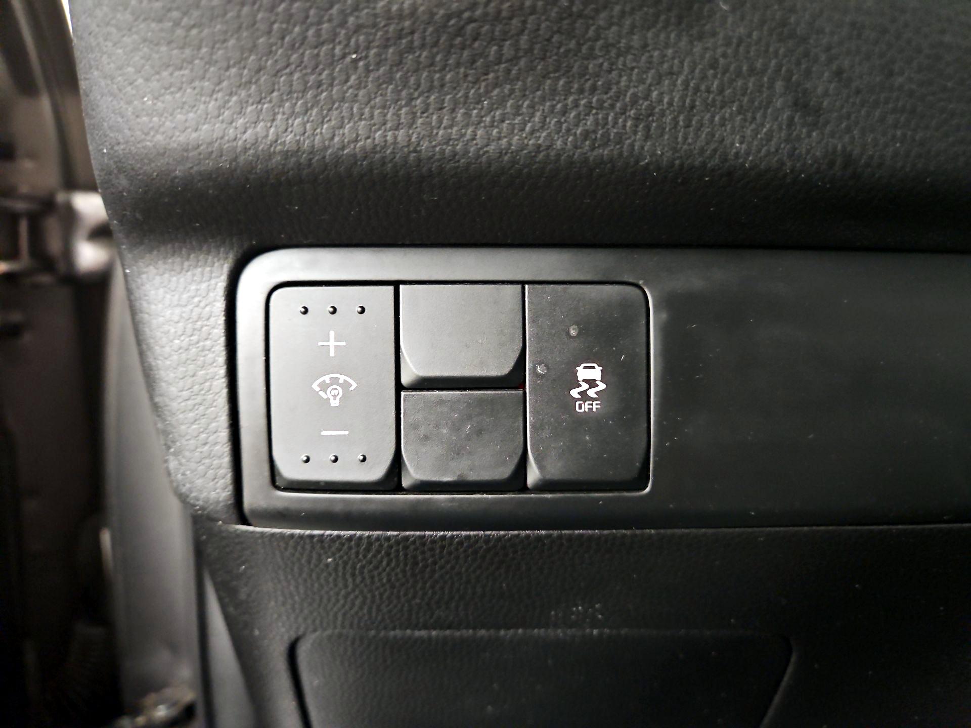 Thumbnail: 2016 Kia Soul - 13