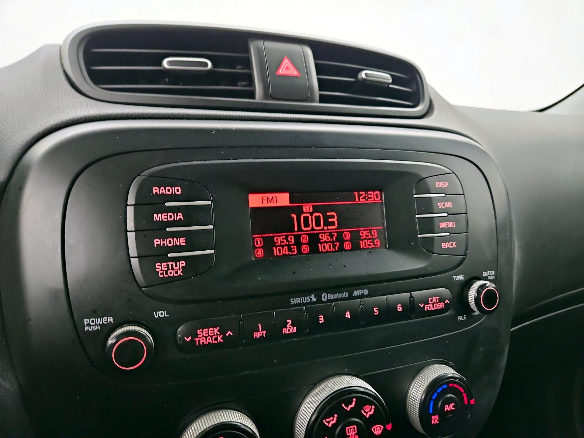 Thumbnail: 2016 Kia Soul - 14