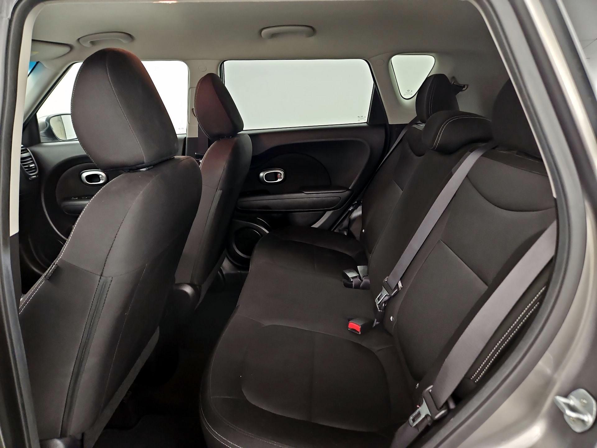 Thumbnail: 2016 Kia Soul - 18