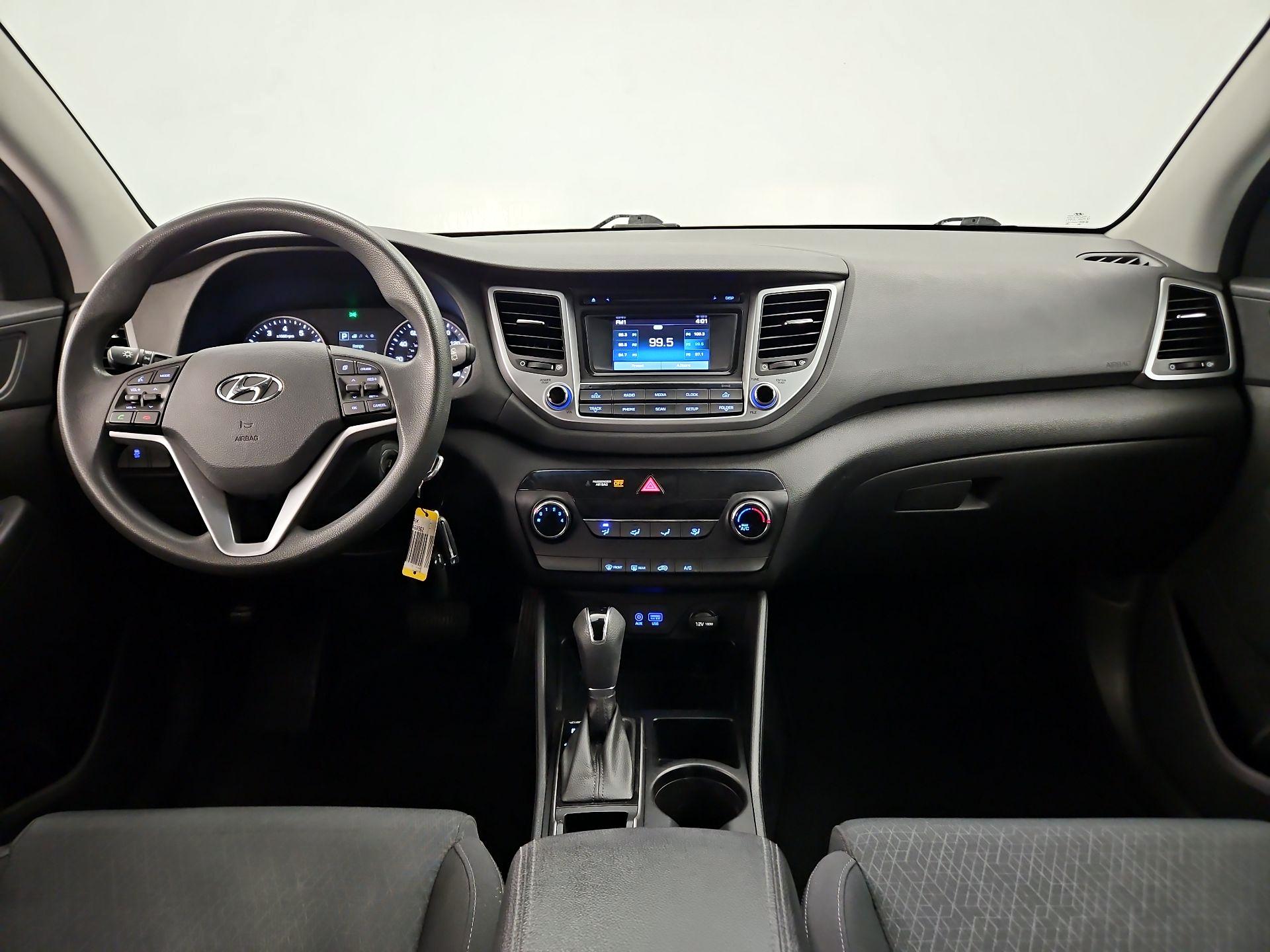 Thumbnail: 2017 Hyundai Tucson - 9