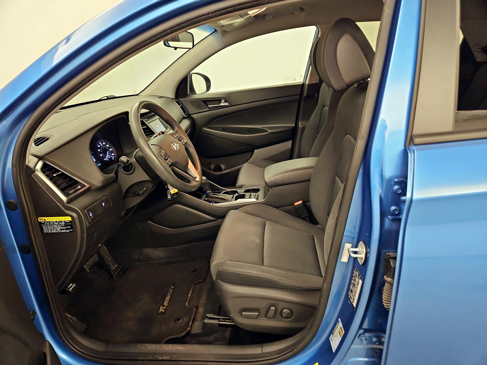 Thumbnail: 2017 Hyundai Tucson - 11