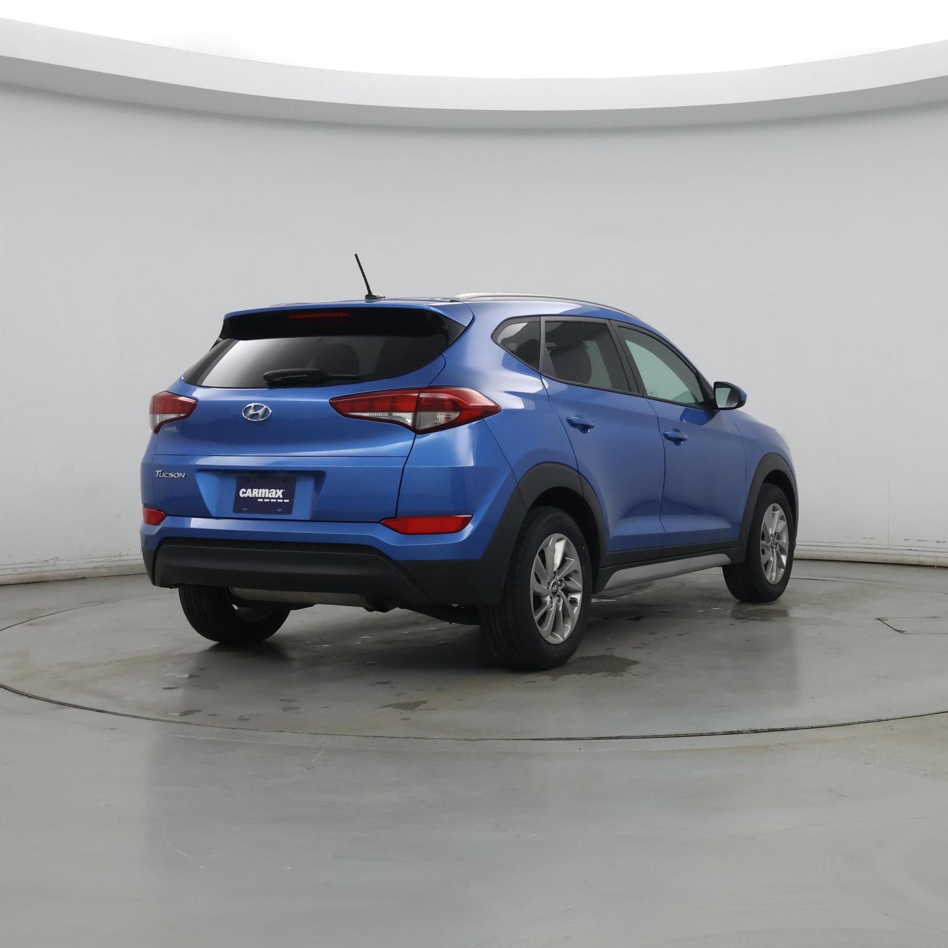 Thumbnail: 2017 Hyundai Tucson - 8