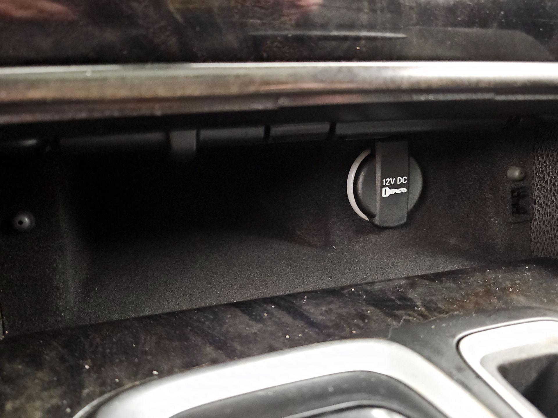 Thumbnail: 2019 Chrysler 300 - 19