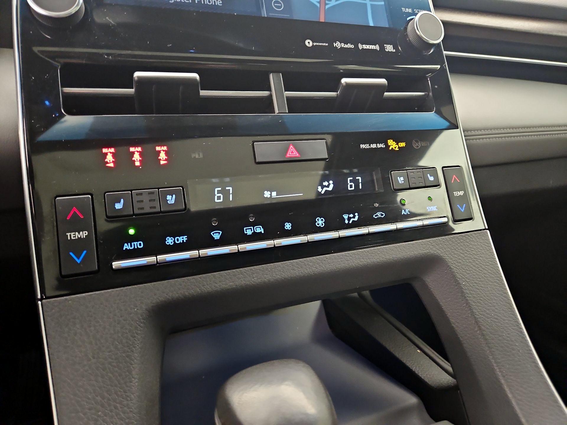 Thumbnail: 2022 Toyota Avalon - 17