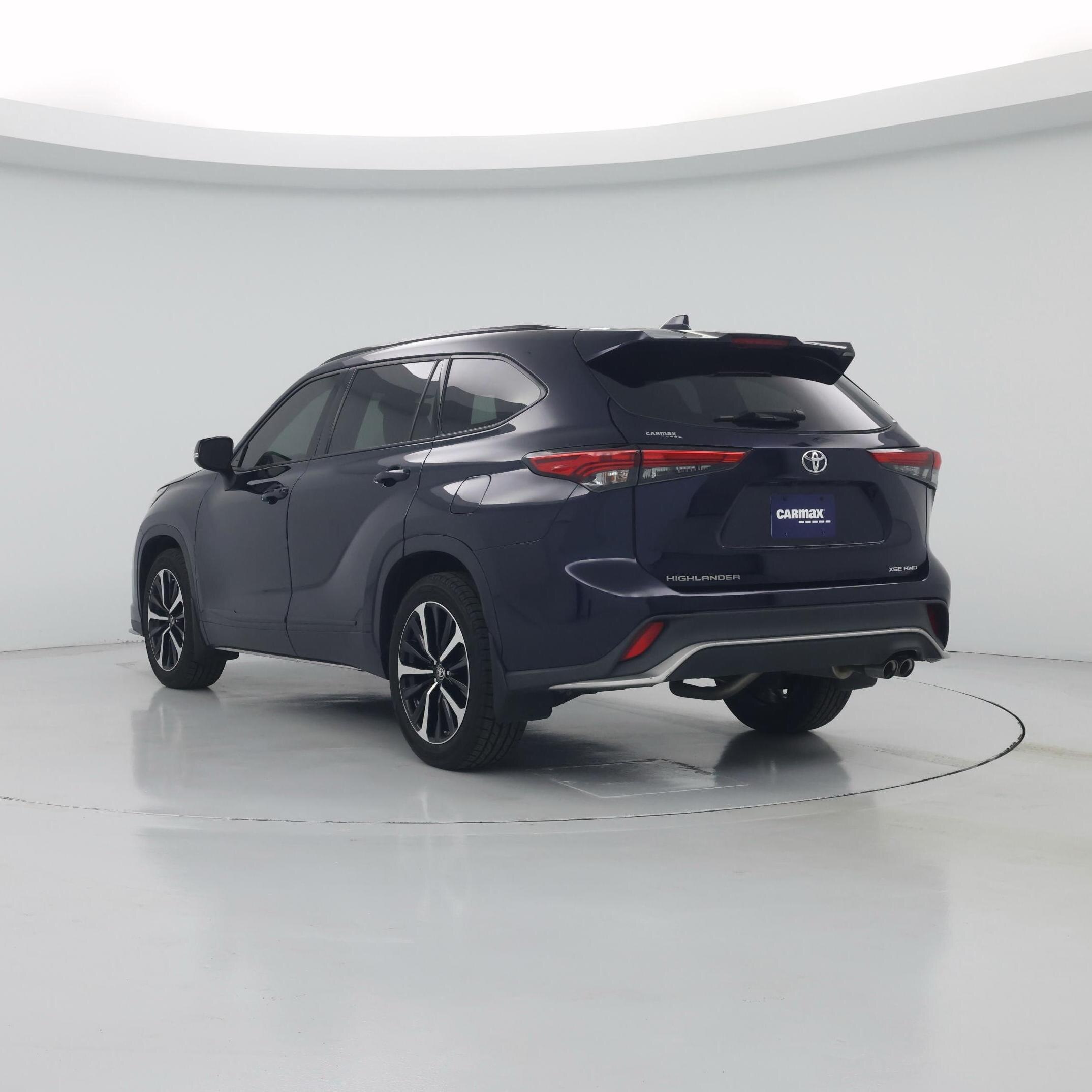 Thumbnail: 2022 Toyota Highlander - 2