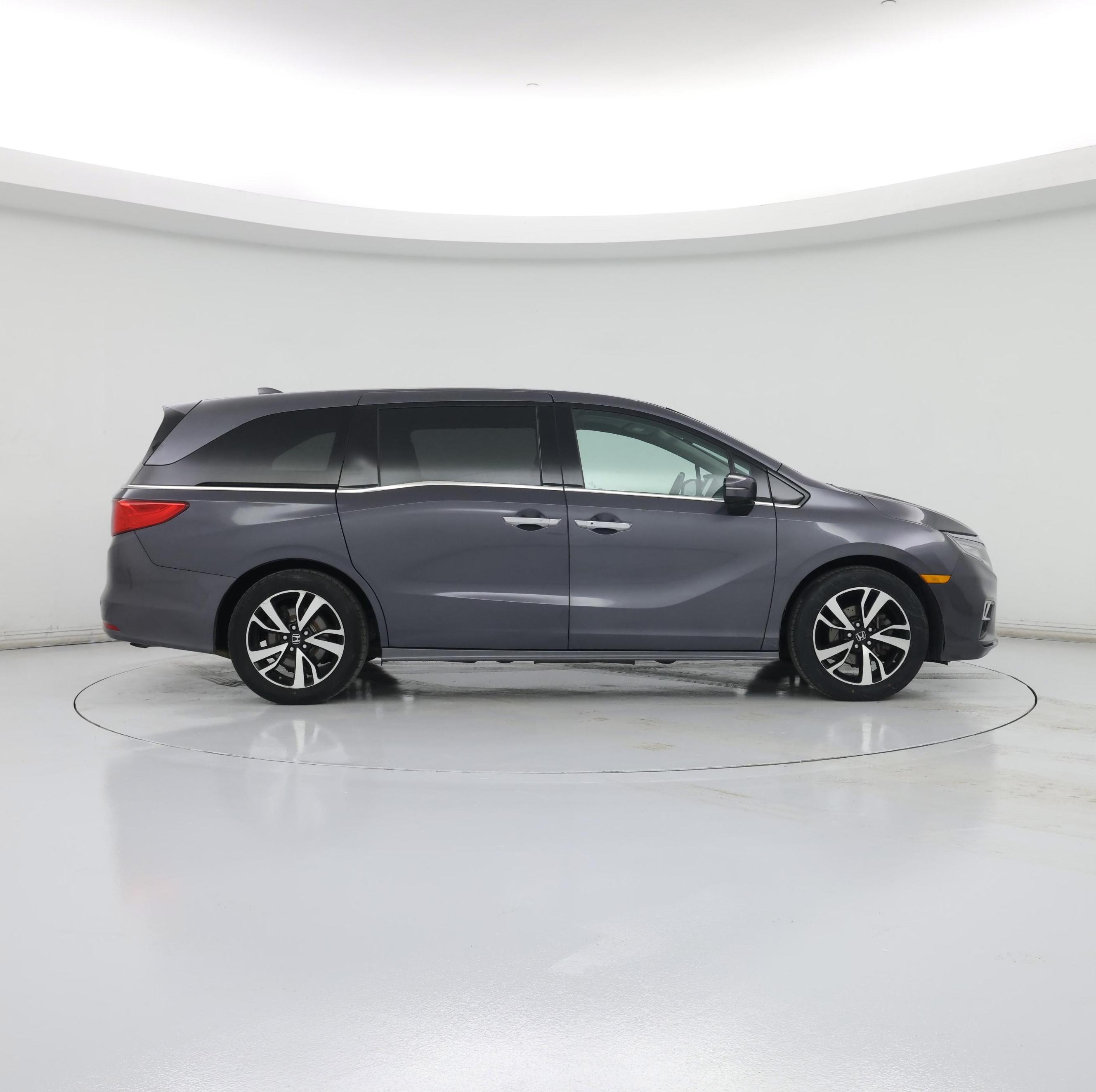 Thumbnail: 2018 Honda Odyssey - 7
