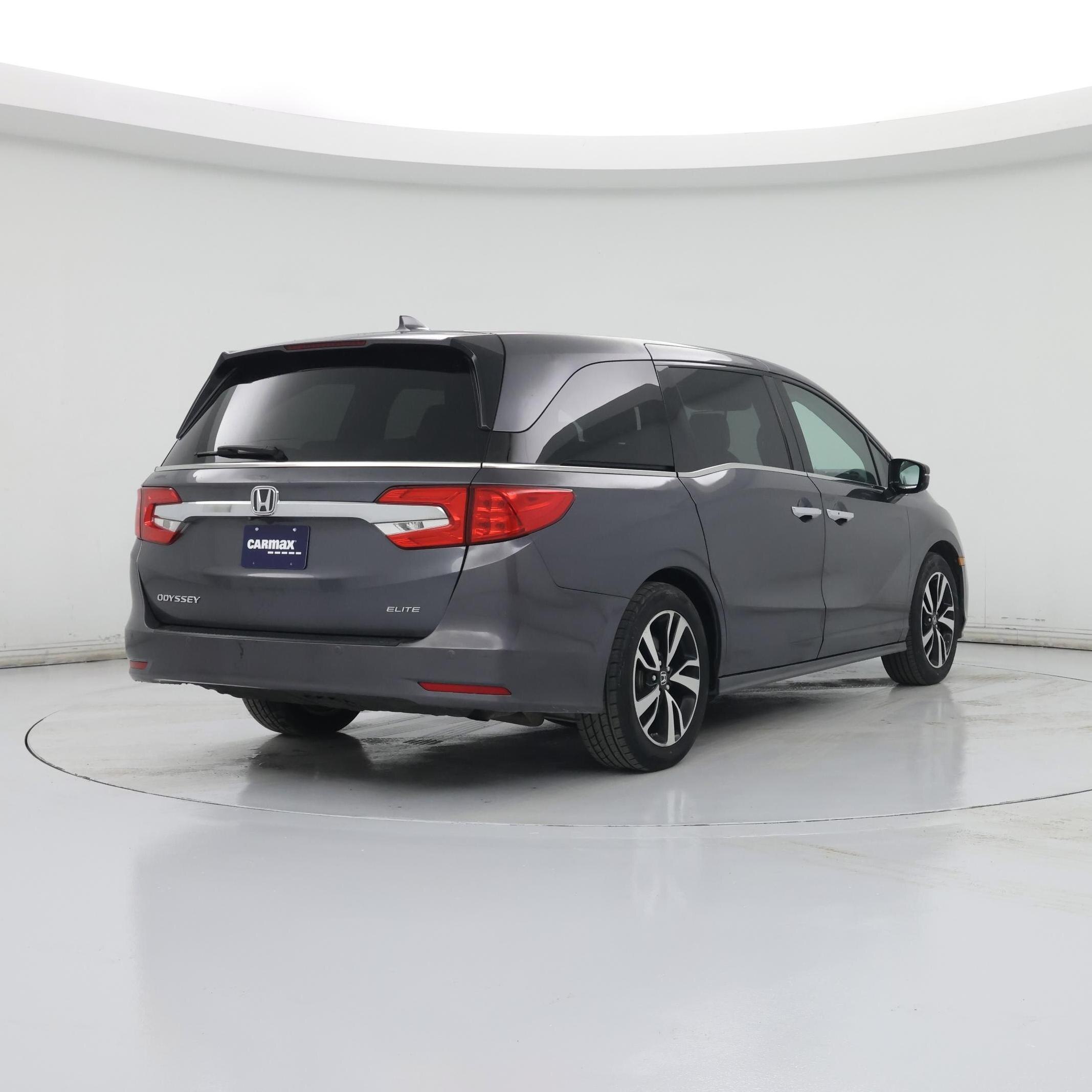 Thumbnail: 2018 Honda Odyssey - 8