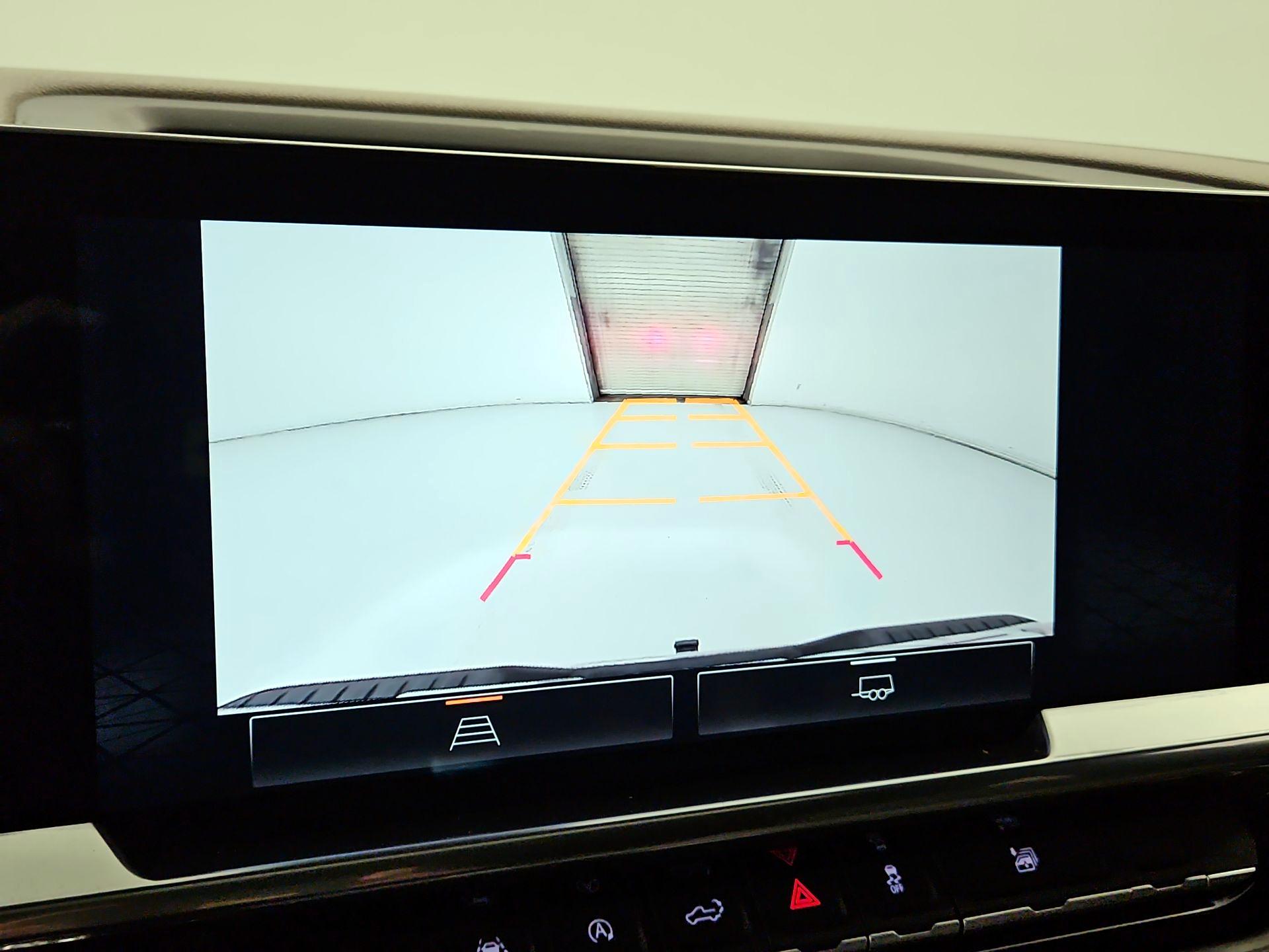 Thumbnail: 2022 GMC Sierra 1500 - 14