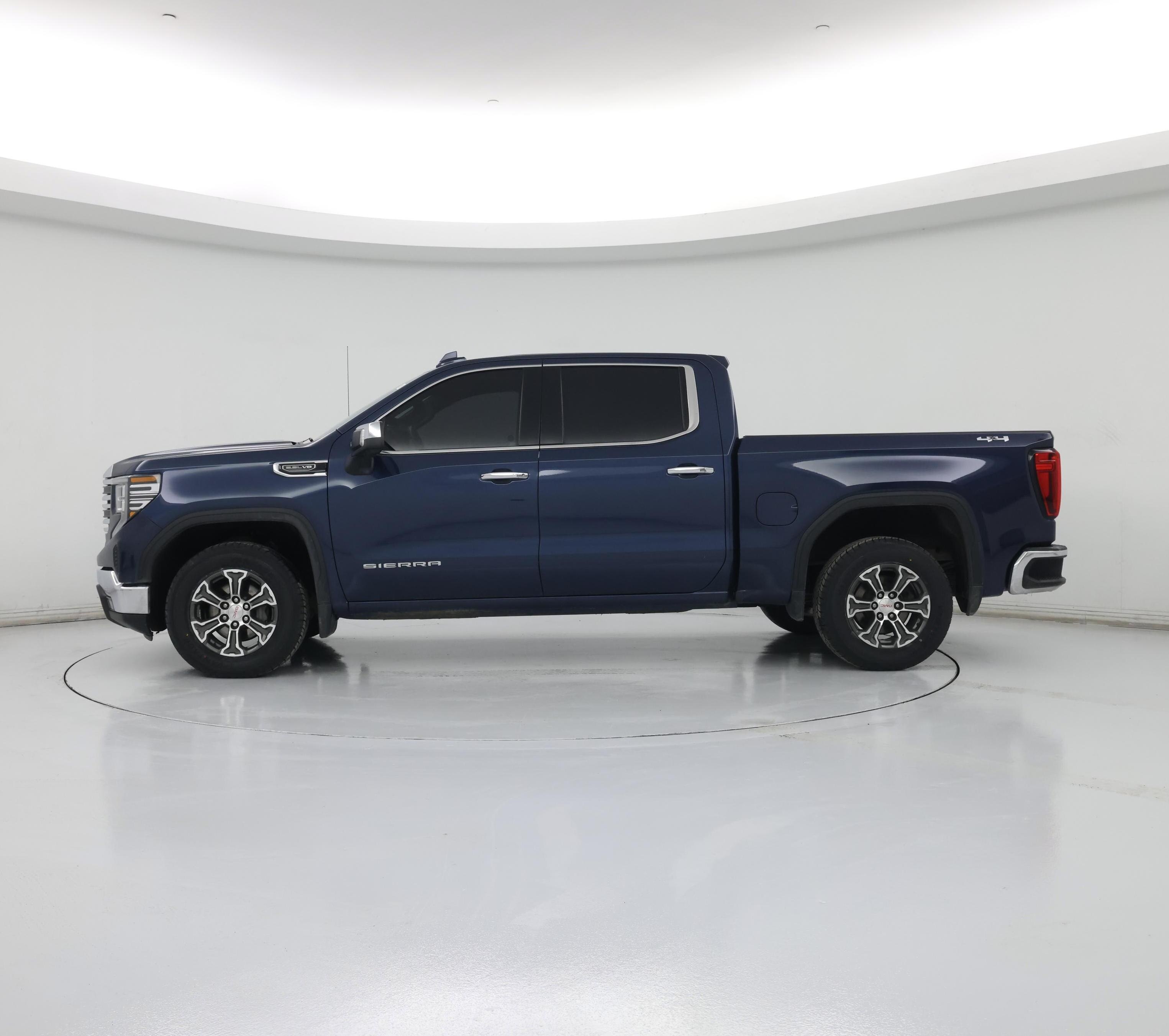 Thumbnail: 2022 GMC Sierra 1500 - 3