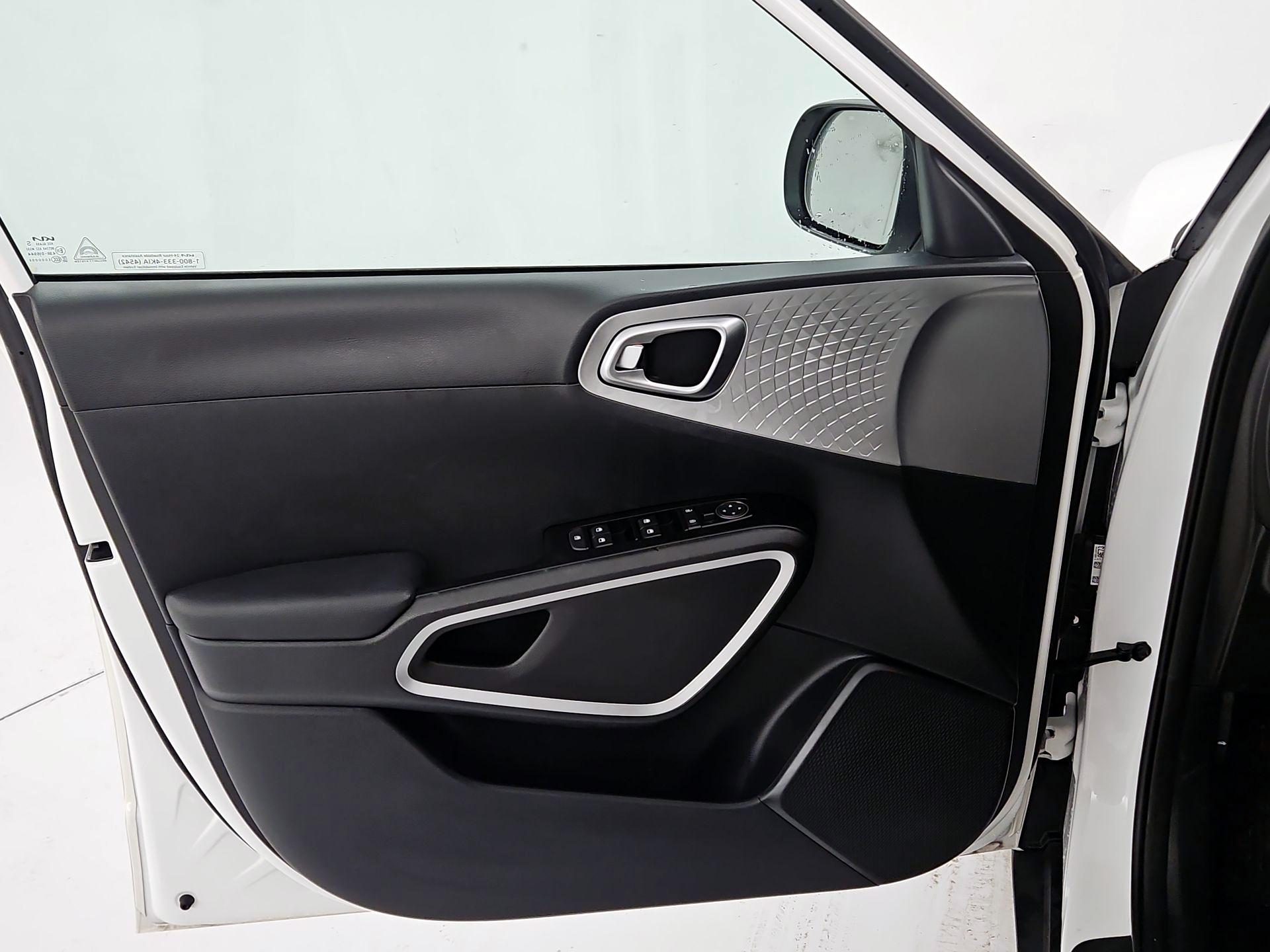 Thumbnail: 2024 Kia Soul - 12