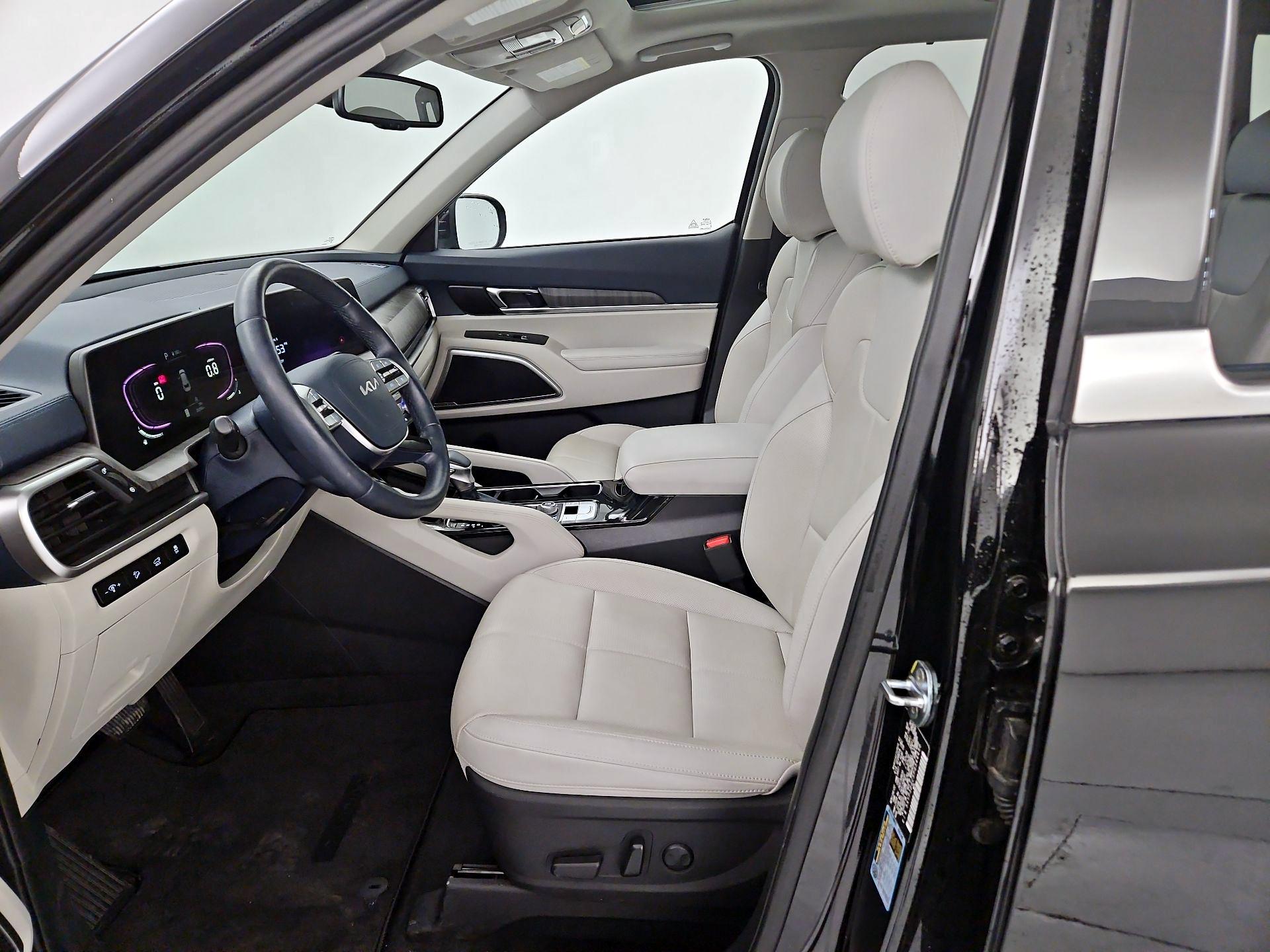 Thumbnail: 2023 Kia Telluride - 11