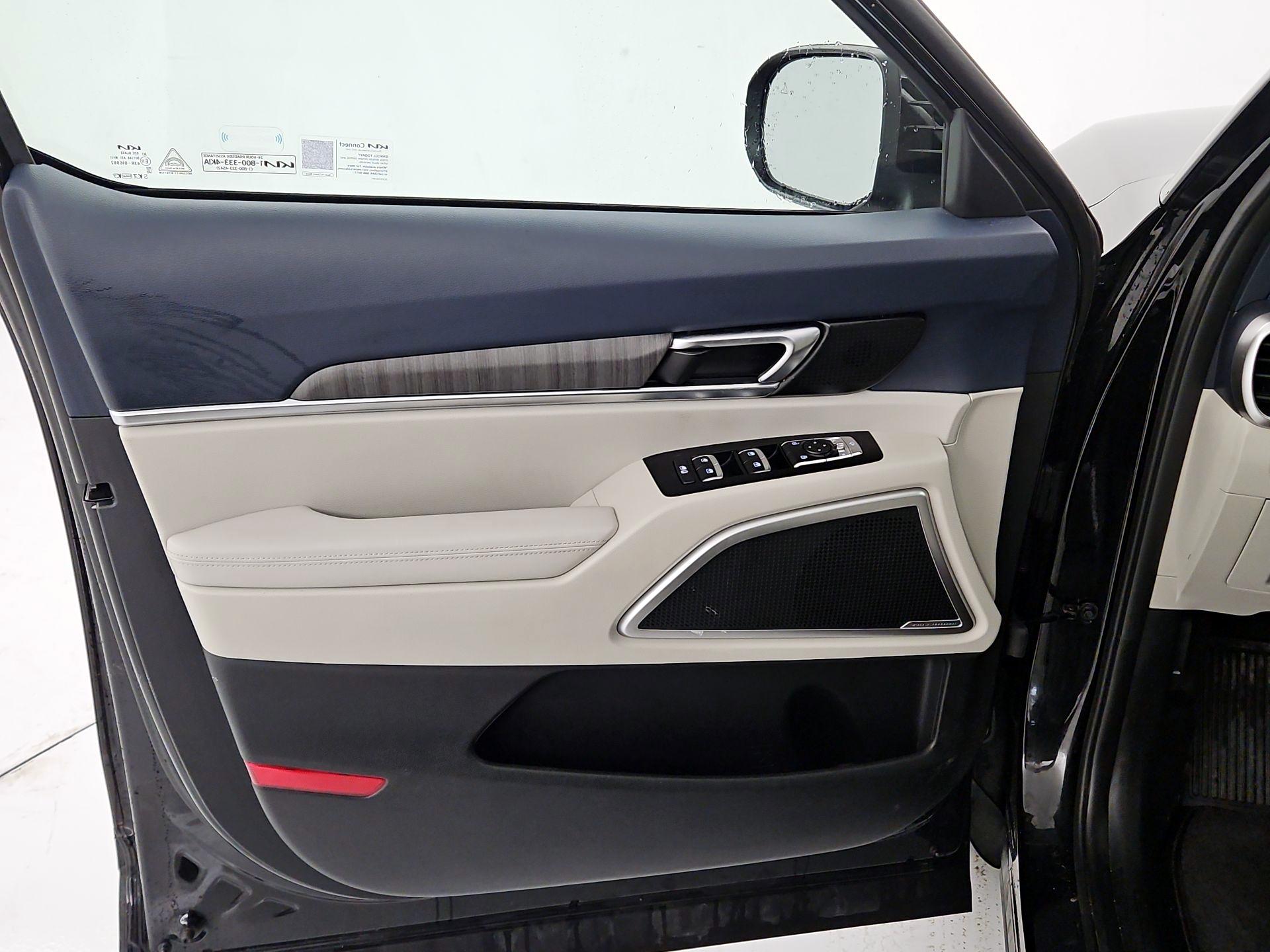 Thumbnail: 2023 Kia Telluride - 12