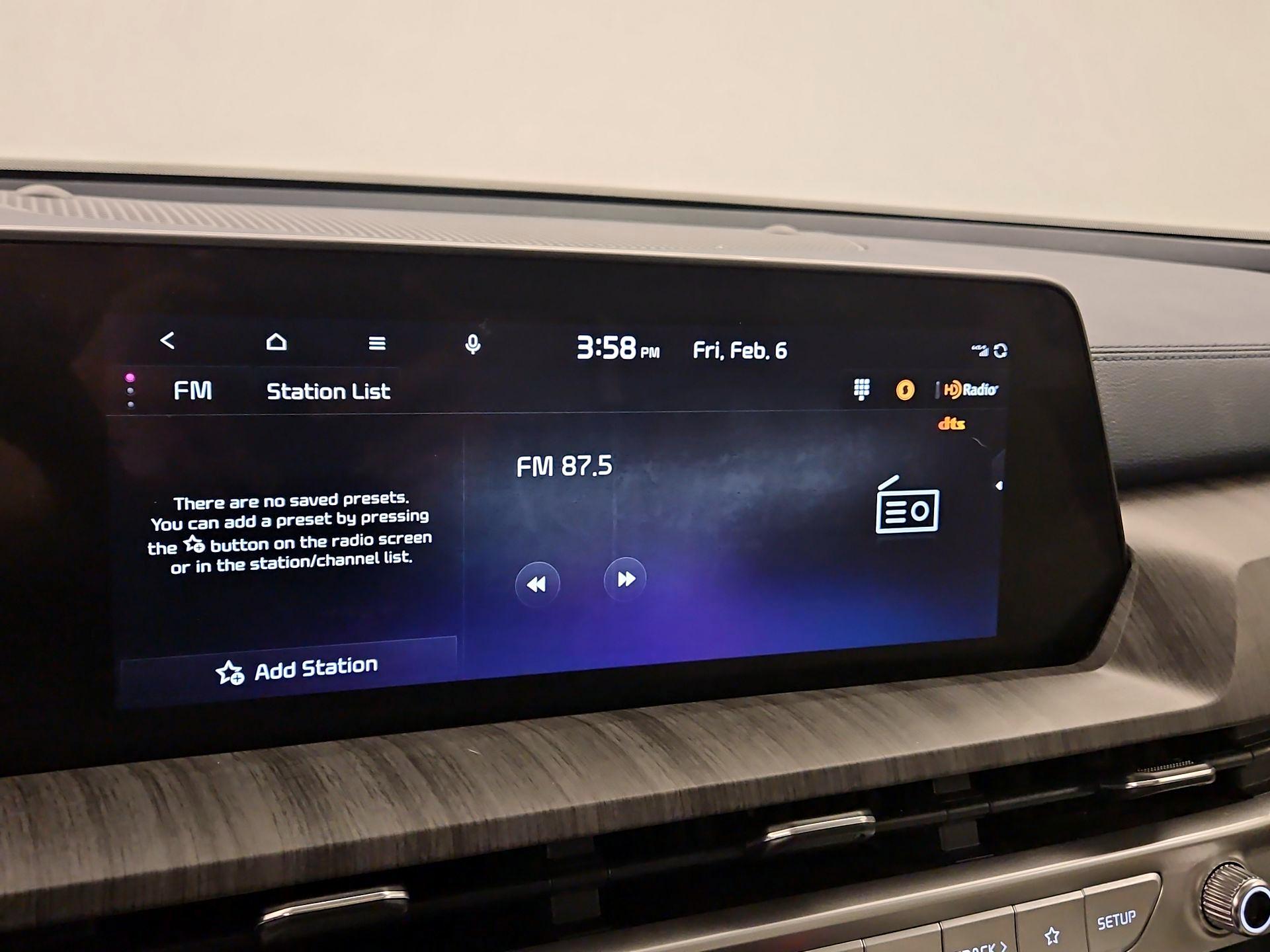 Thumbnail: 2023 Kia Telluride - 16