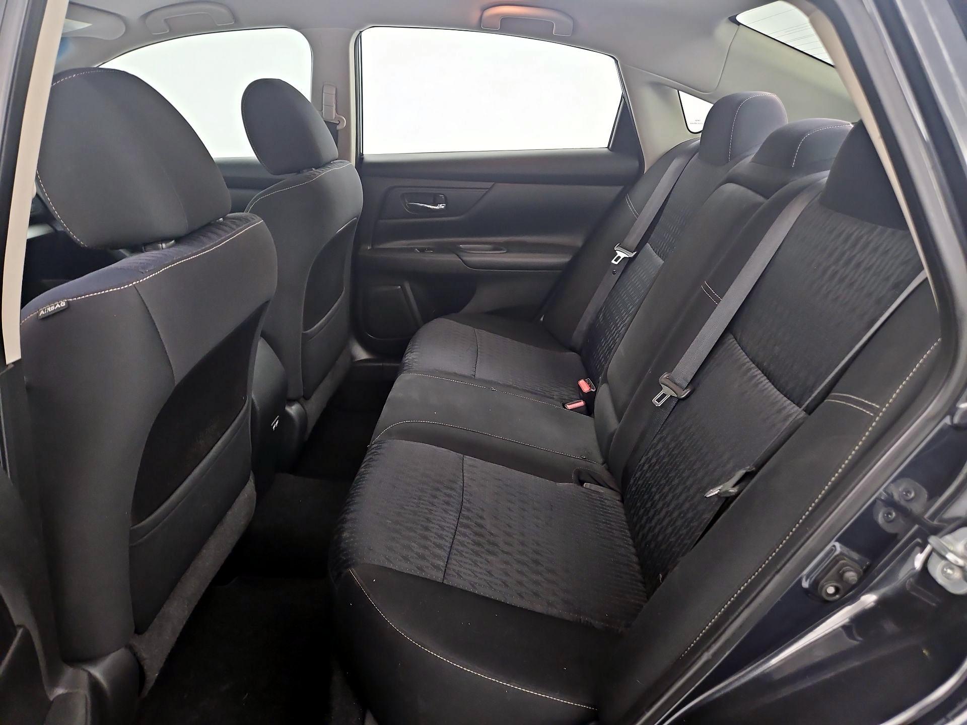 Thumbnail: 2018 Nissan Altima - 19