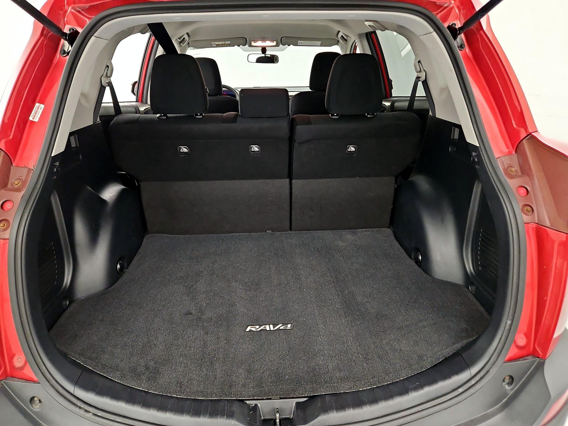 Thumbnail: 2015 Toyota RAV4 - 20